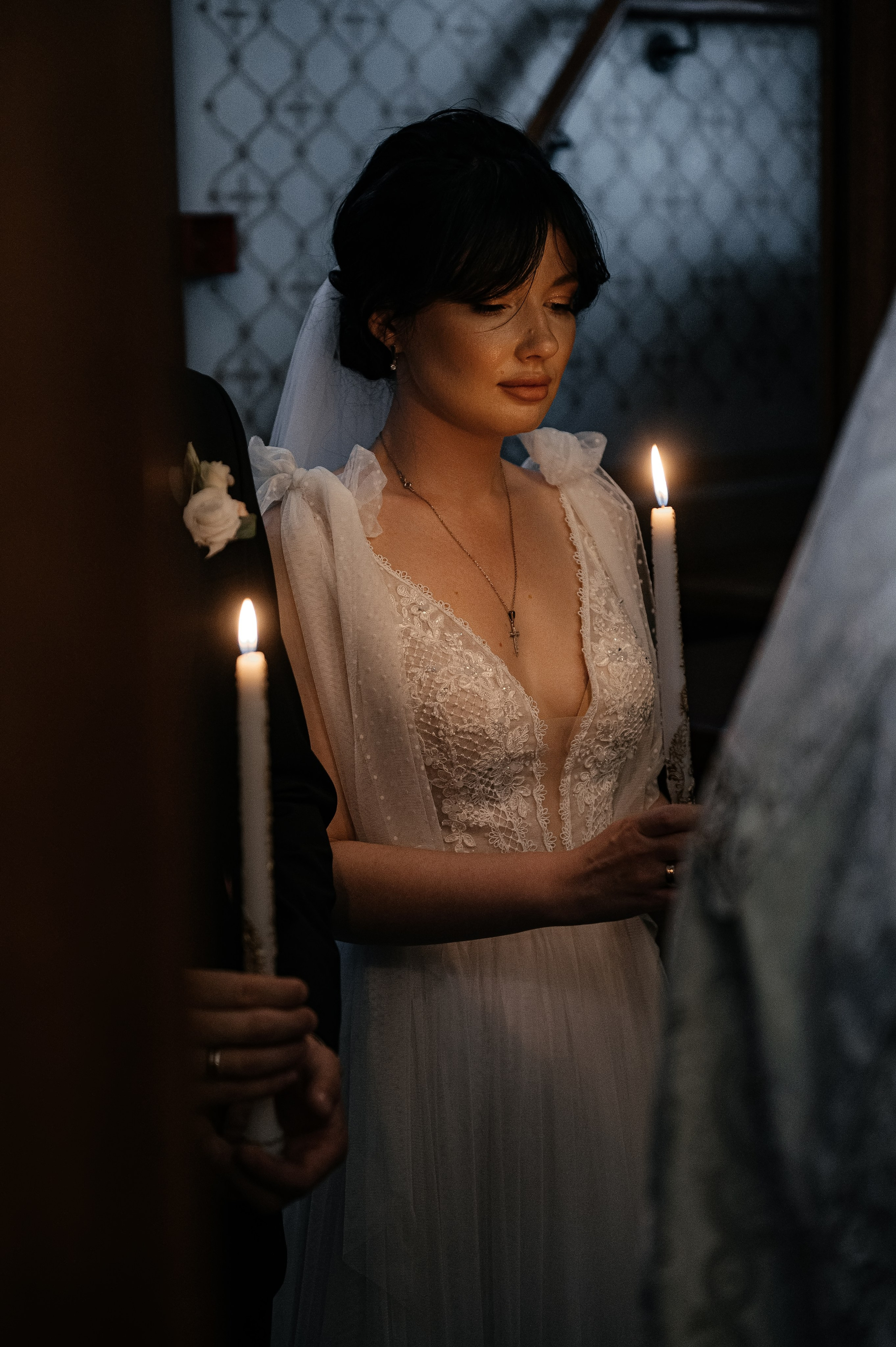 Свадьба с венчанием в Щелково. Прогулка в Гребнево, ресторан Кинза, отель Премиум. Свадебный и семейный фотограф Виктория Носачёва. Щелково, Москва и МО