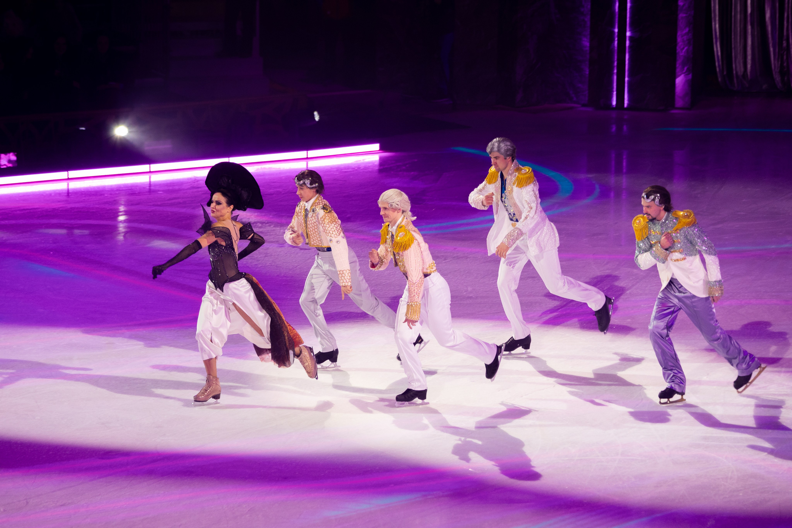 Ледовое шоу Татьяны Навки — «Золушка». Спортивный фотограф — Никита