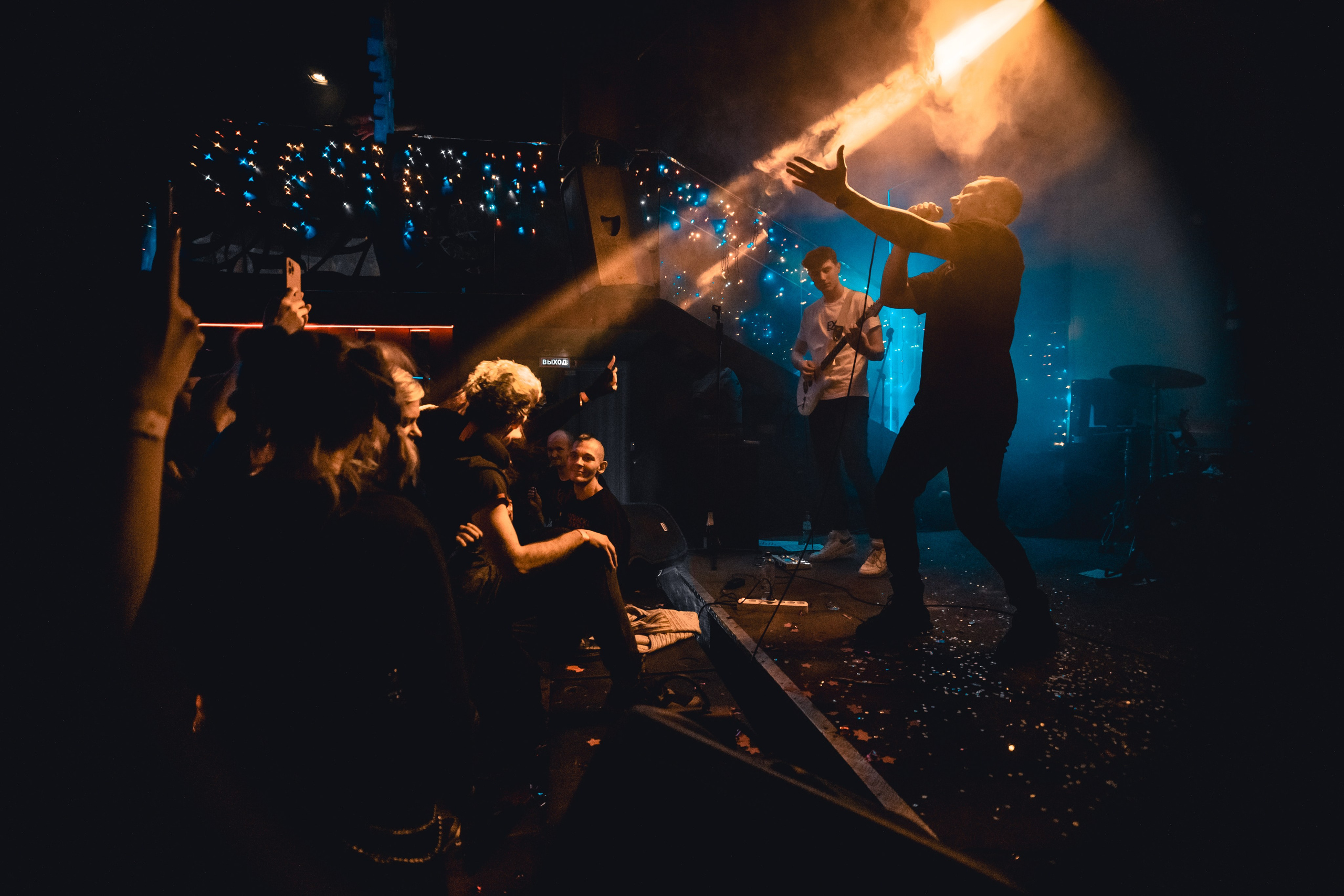 Ex-позиция. Рок-ёлка, клуб-галерея Эрмитаж. 21.12.2024. Фотограф Регина Крикунова г. Красноярск