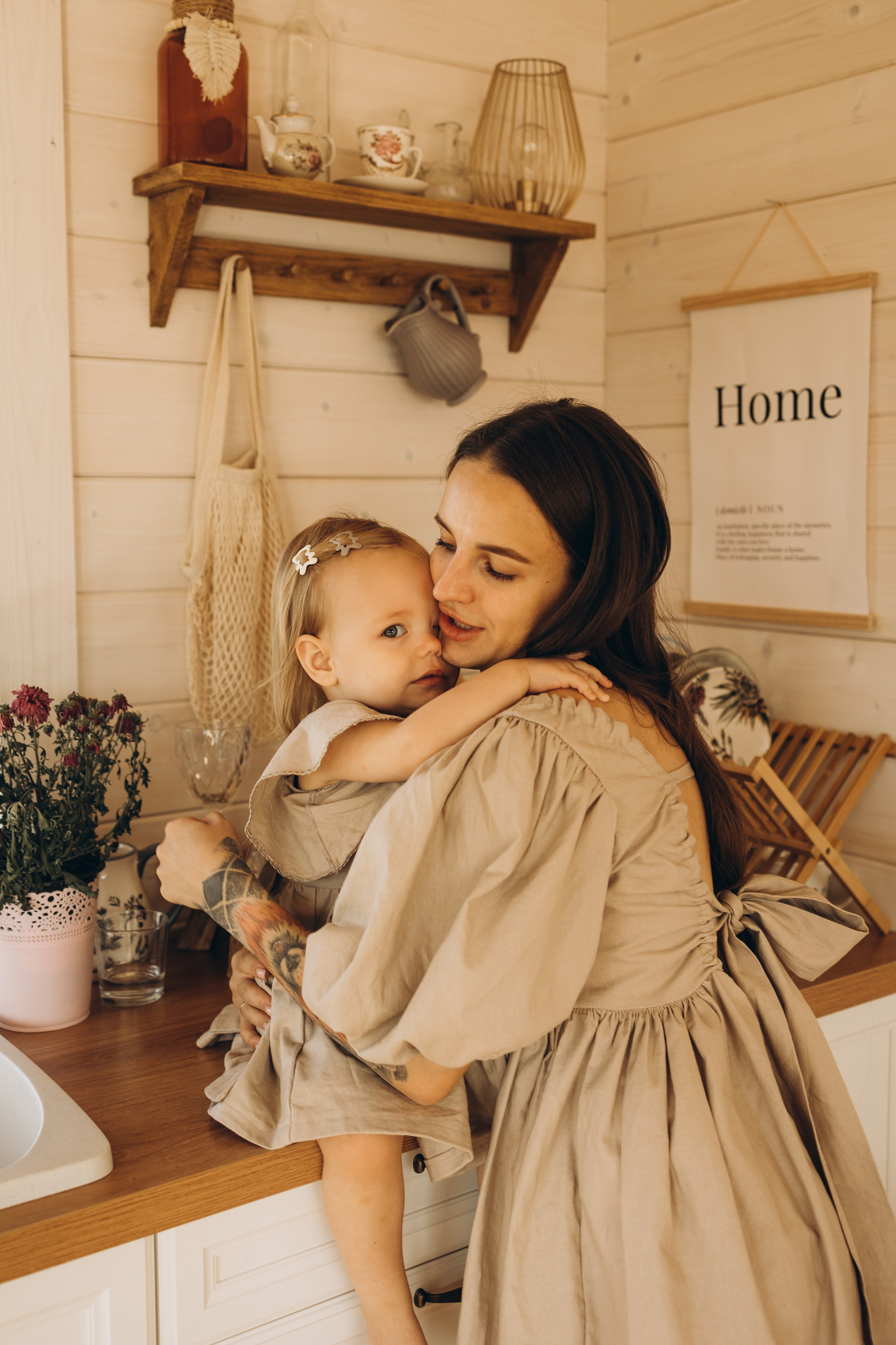 Оля и Мирослава Беседка. Семейный фотограф в Москве Виктория Ястребинская