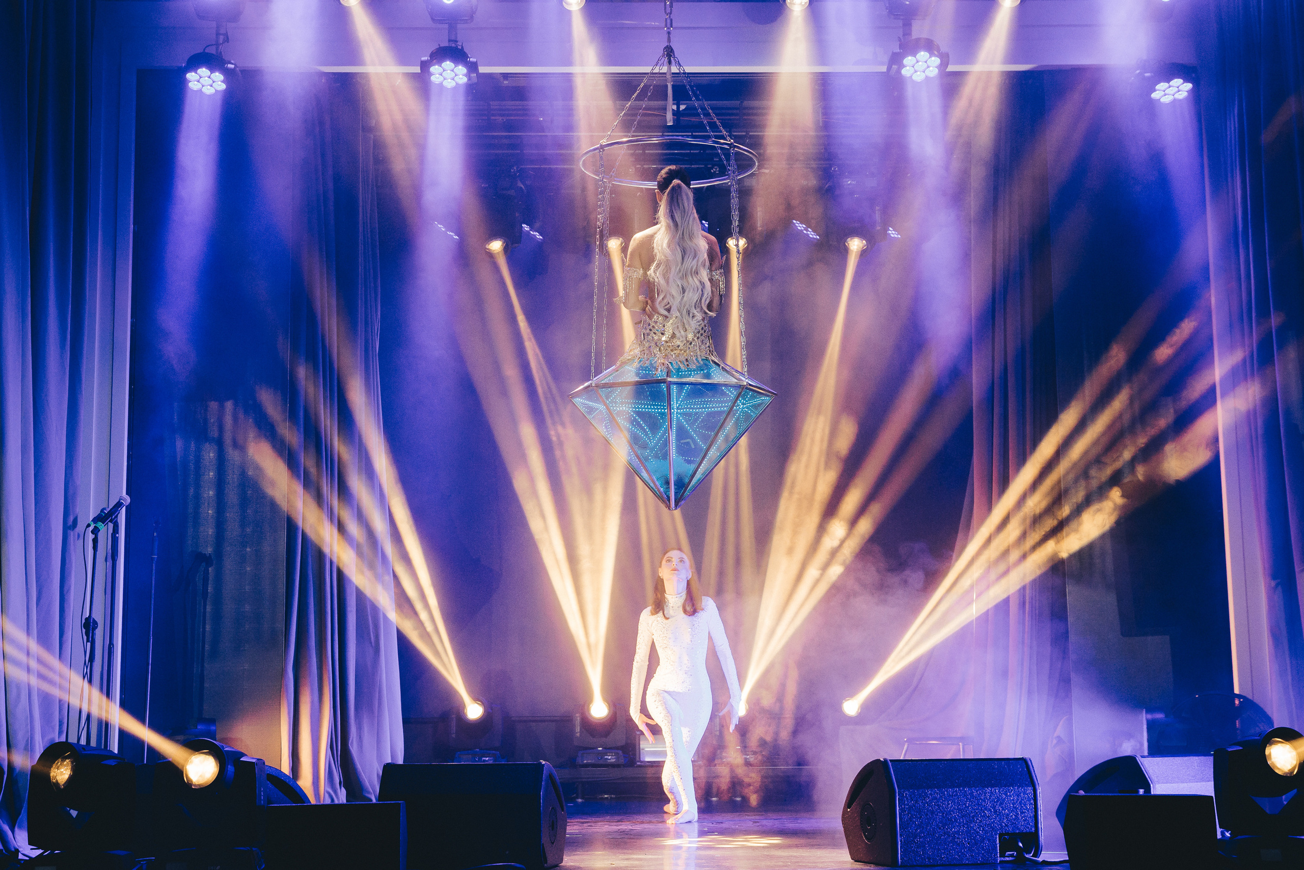 Happy Birthday Olga Buzova 35. Фотограф в Москве Максим Василенко