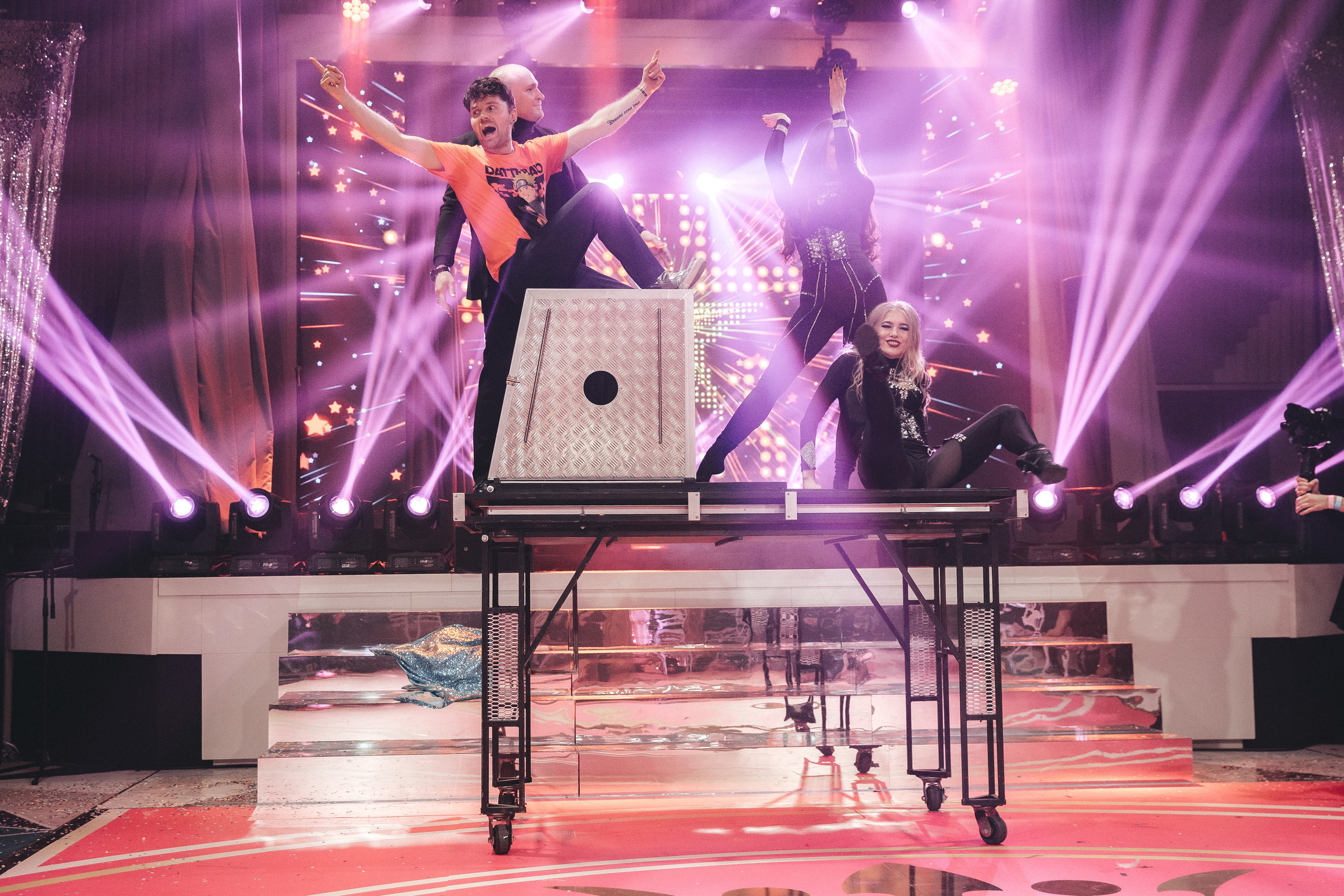 Happy Birthday Olga Buzova 35. Фотограф в Москве Максим Василенко