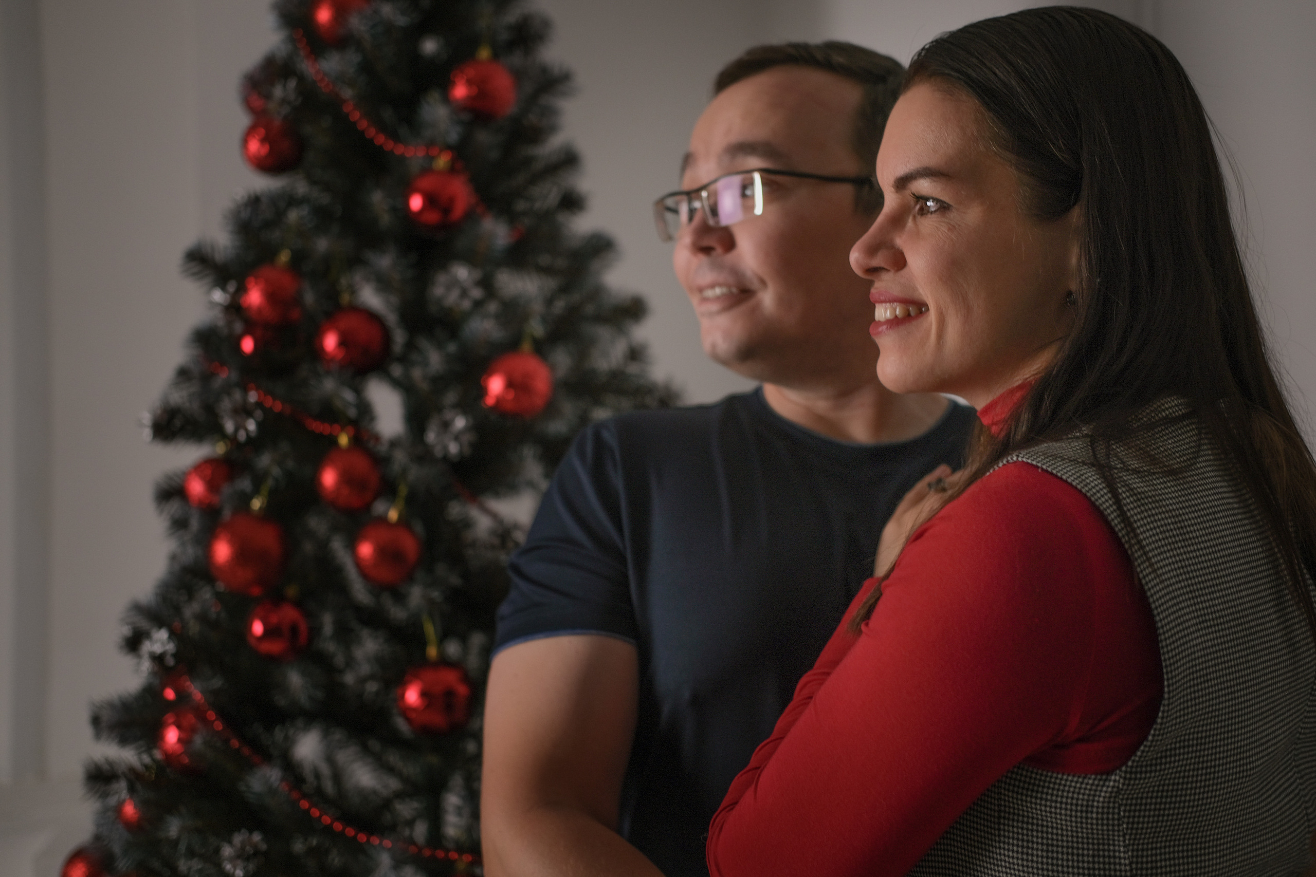 Настя, Сергей и Миша в Новый год 2021. Портретный и семейный фотограф в Перми Лена Лоза. Портрет для бизнеса