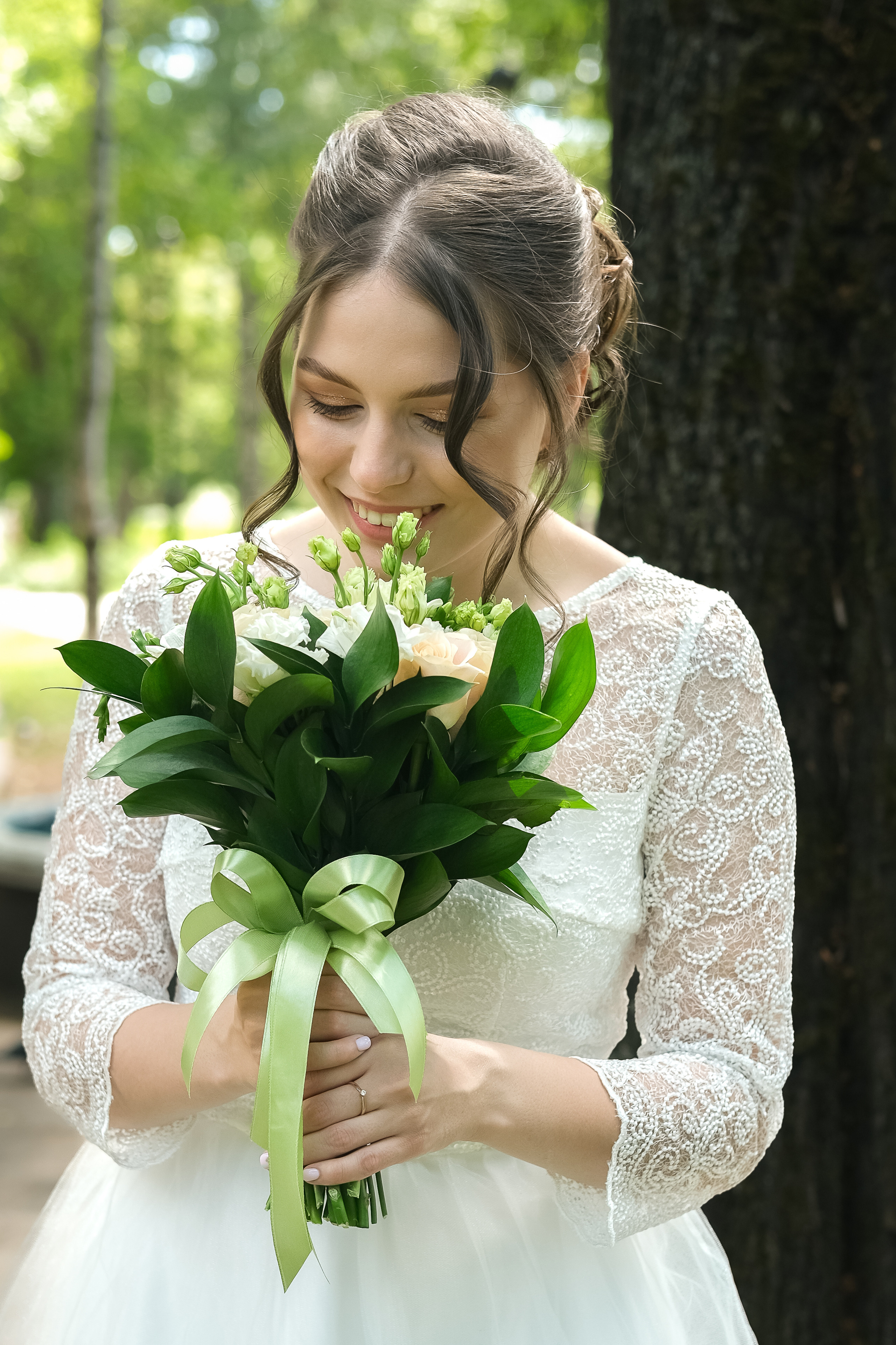 Свадебная прогулка Яны и Славы 2023. Портретный и семейный фотограф в Перми Лена Лоза. Портрет для бизнеса