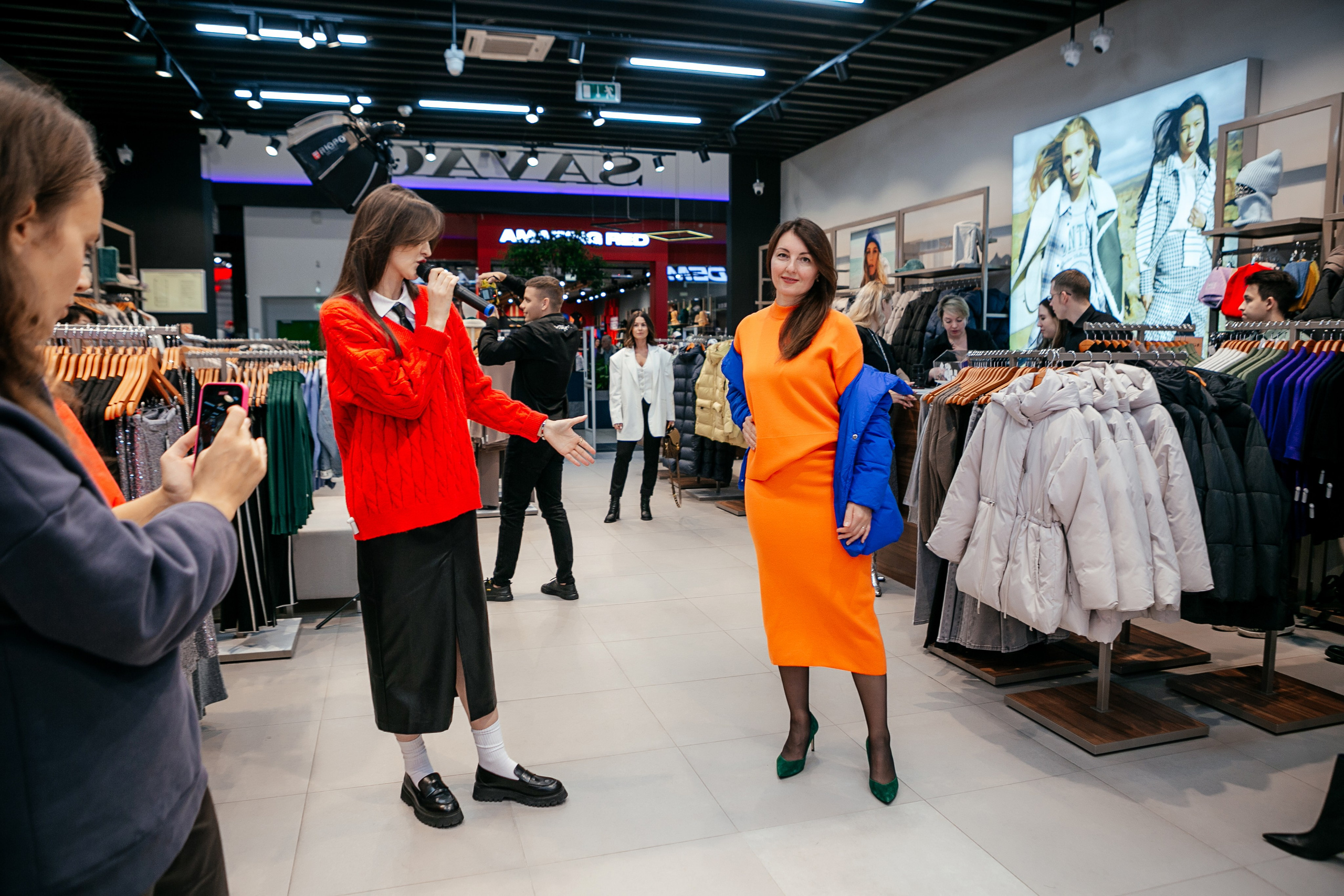 Открытие магазина SAVAGE. Контент фотограф, съемка для маркетплейсов, фуд съемка и репортажи в Новосибирске Ралия Галеева