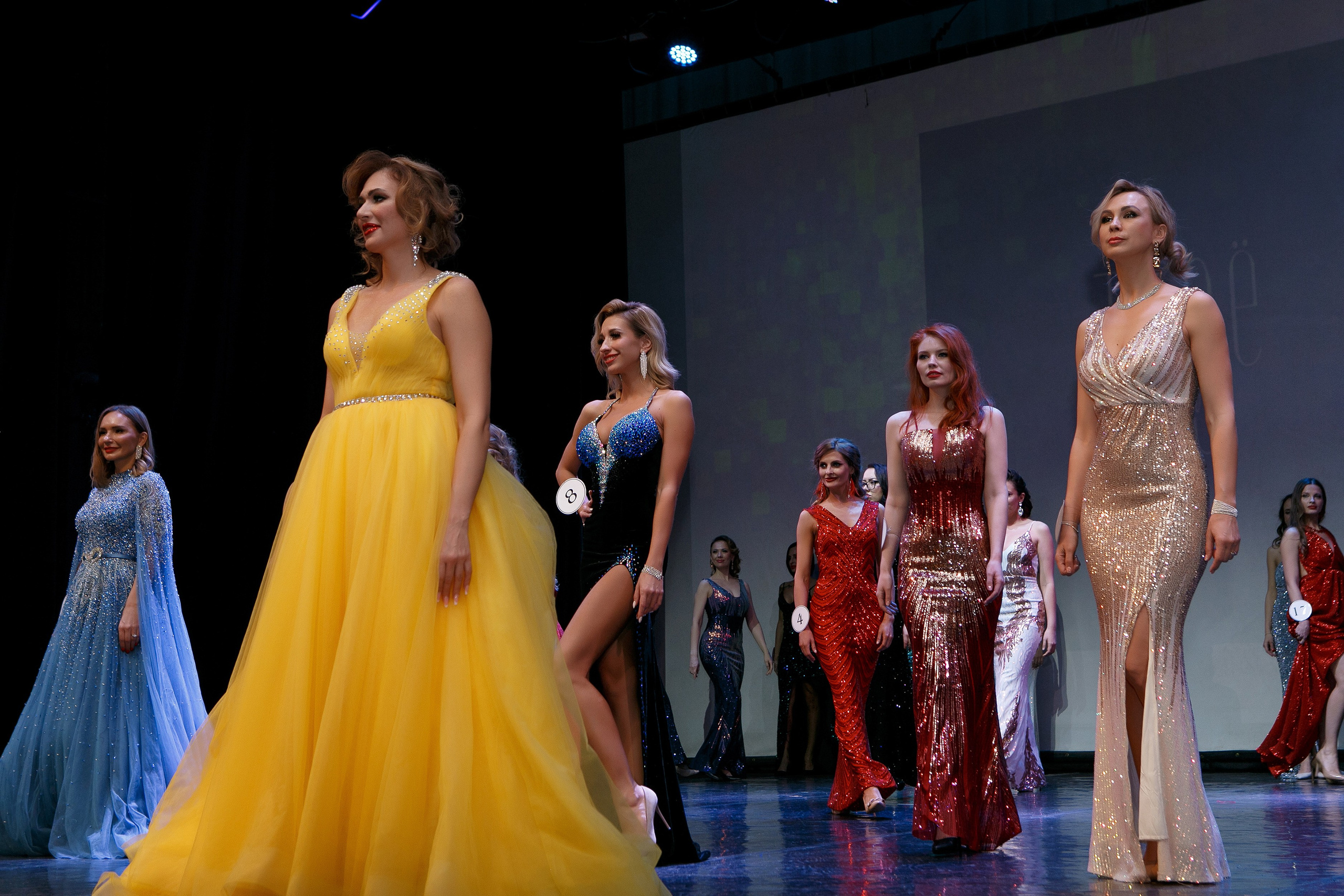 Финал Конкурса Красоты. Контент фотограф, съемка для маркетплейсов, фуд съемка и репортажи в Новосибирске Ралия Галеева