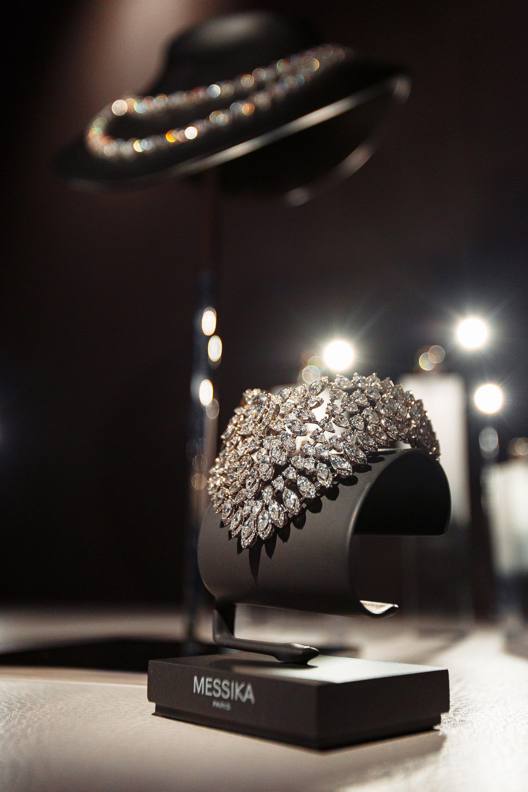 Шоу руум. Репортажный фотограф в Алмате Чумаков Георгий