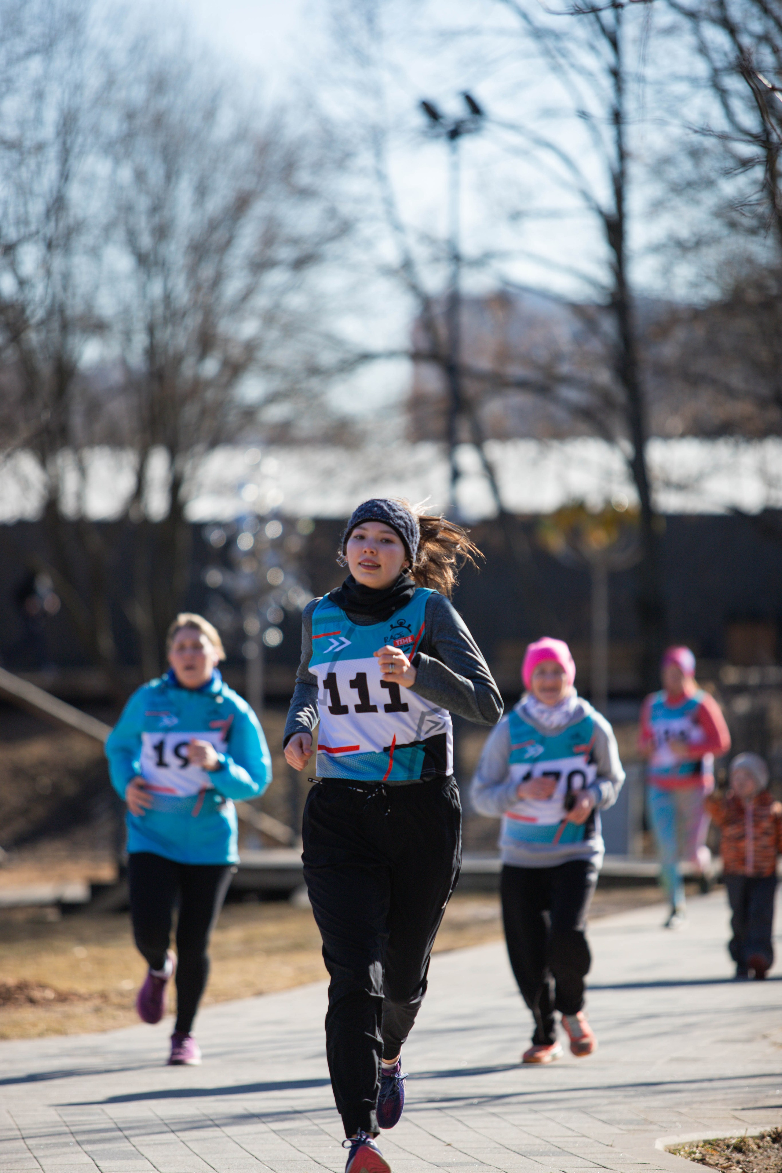 «Красивый забег» Парк Яуза. Александра Мельниченко/ Бегающий фотограф