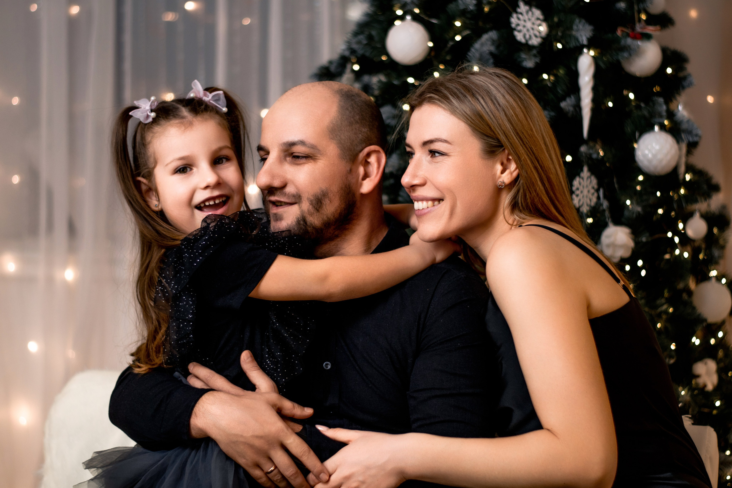 Семейная новогодняя фотосессия. Семейный фотограф в Озёрах и Коломне