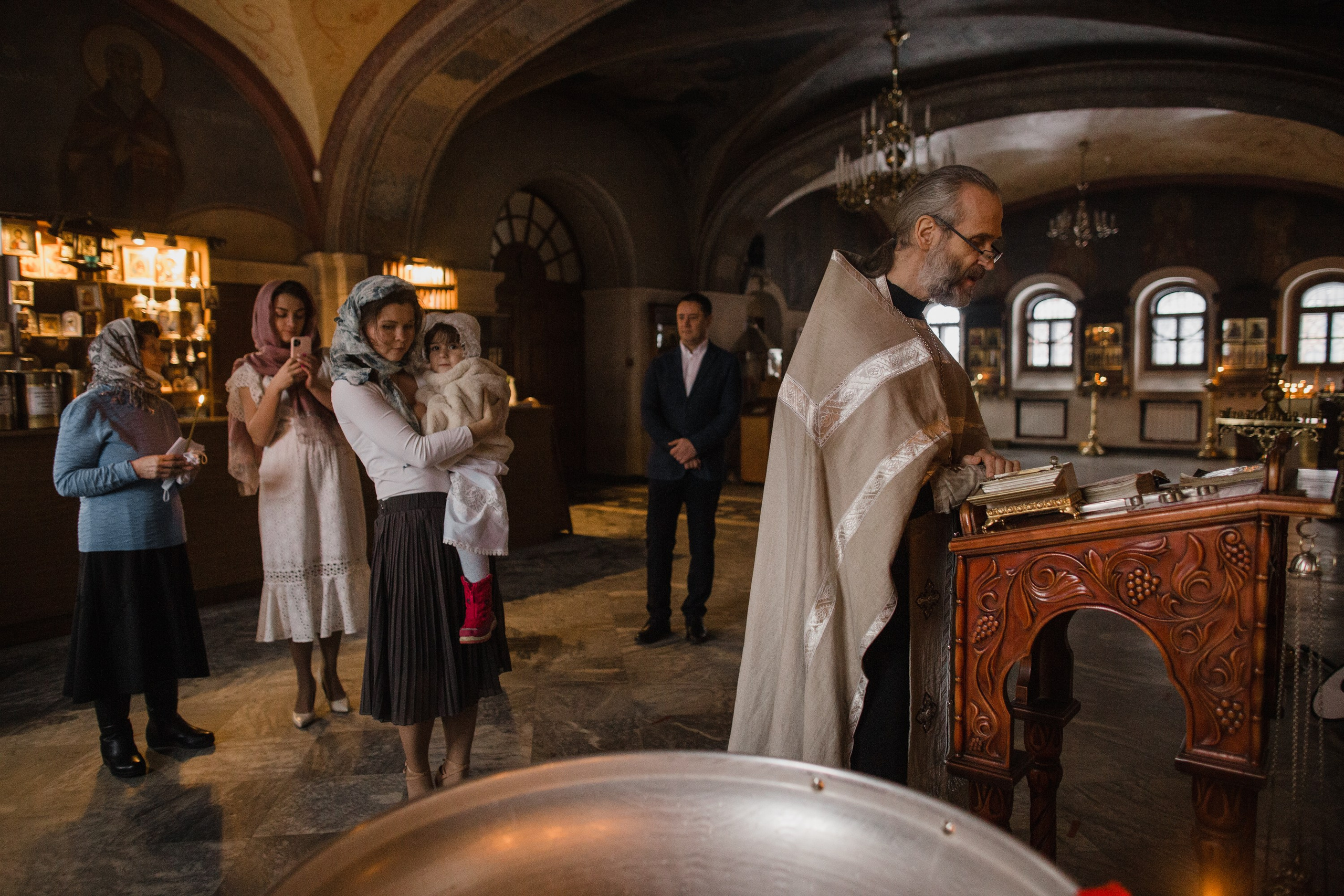 Крещение. Репортажный и свадебный фотограф в Москве Лена Таращенко