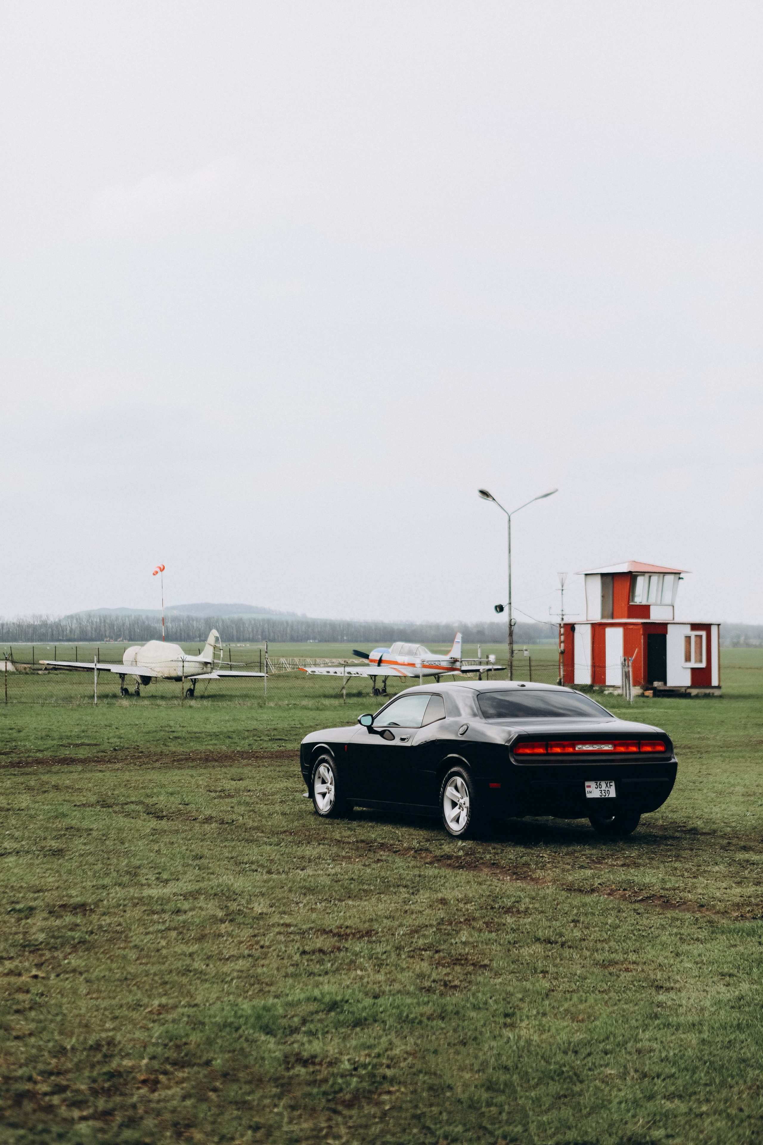 Dodge Challenger SRT Demon. Свадебный и портретный фотограф в Пятигорске, КМВ — Власова Юля