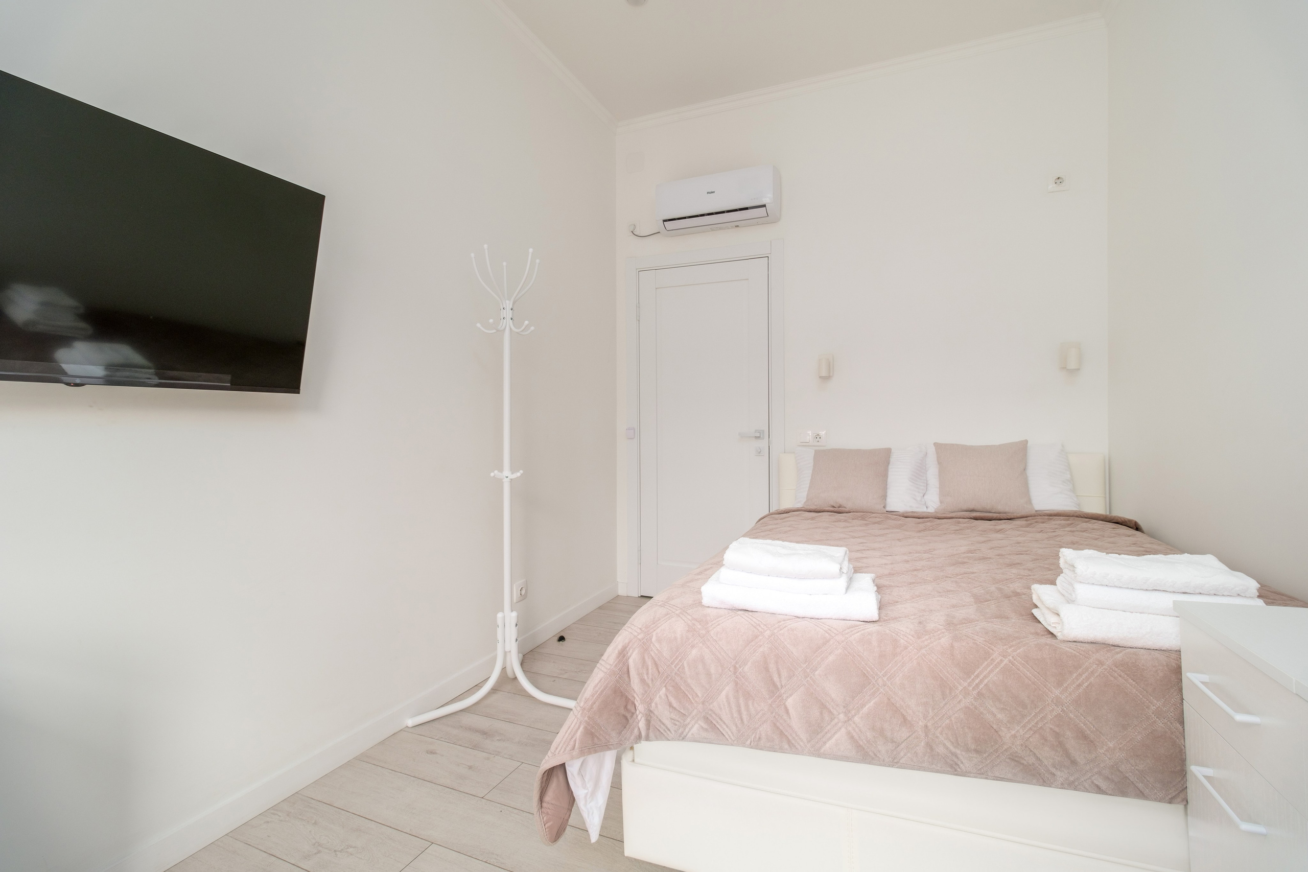 Интерьерная съёмка хостела в Санкт-Петербурге