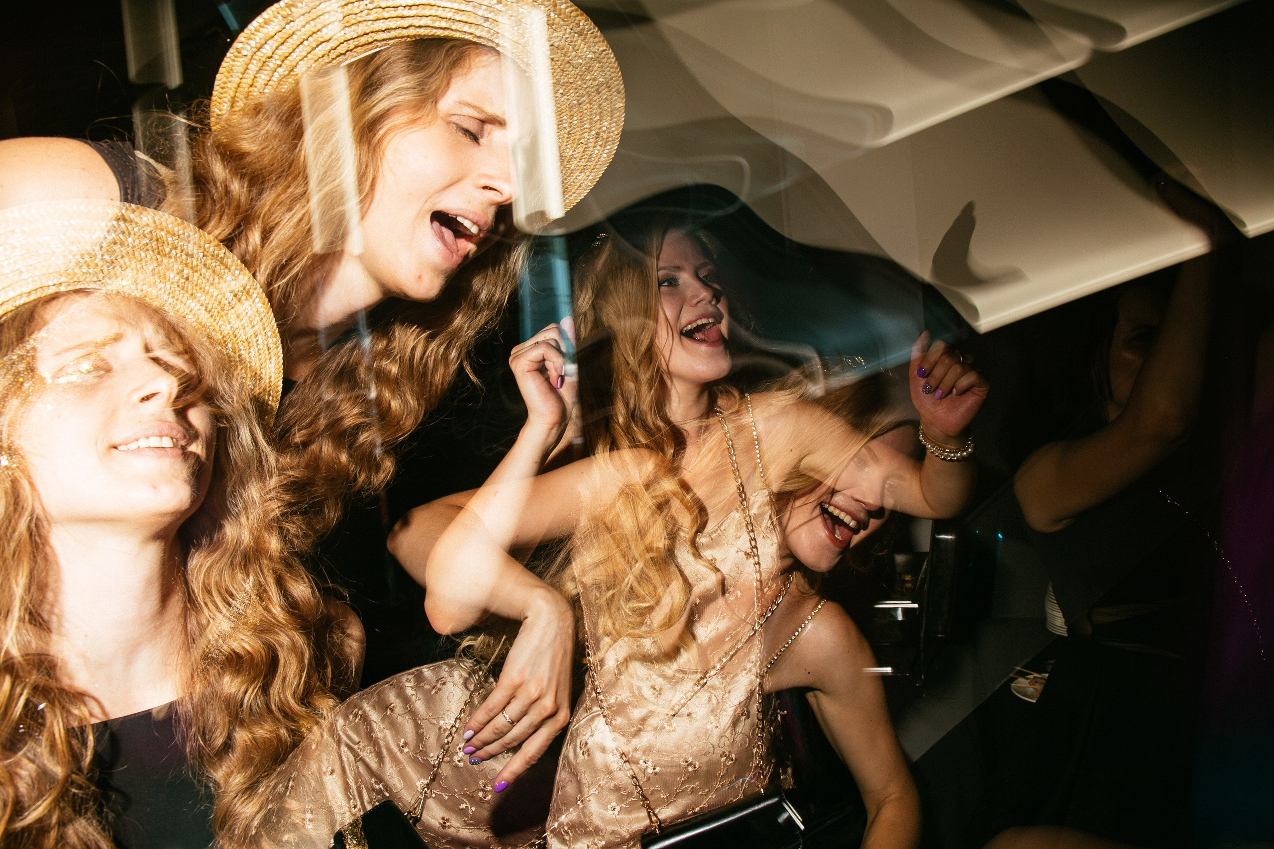 GEROI_NA_GEROINE. Wedding photographer in Europe