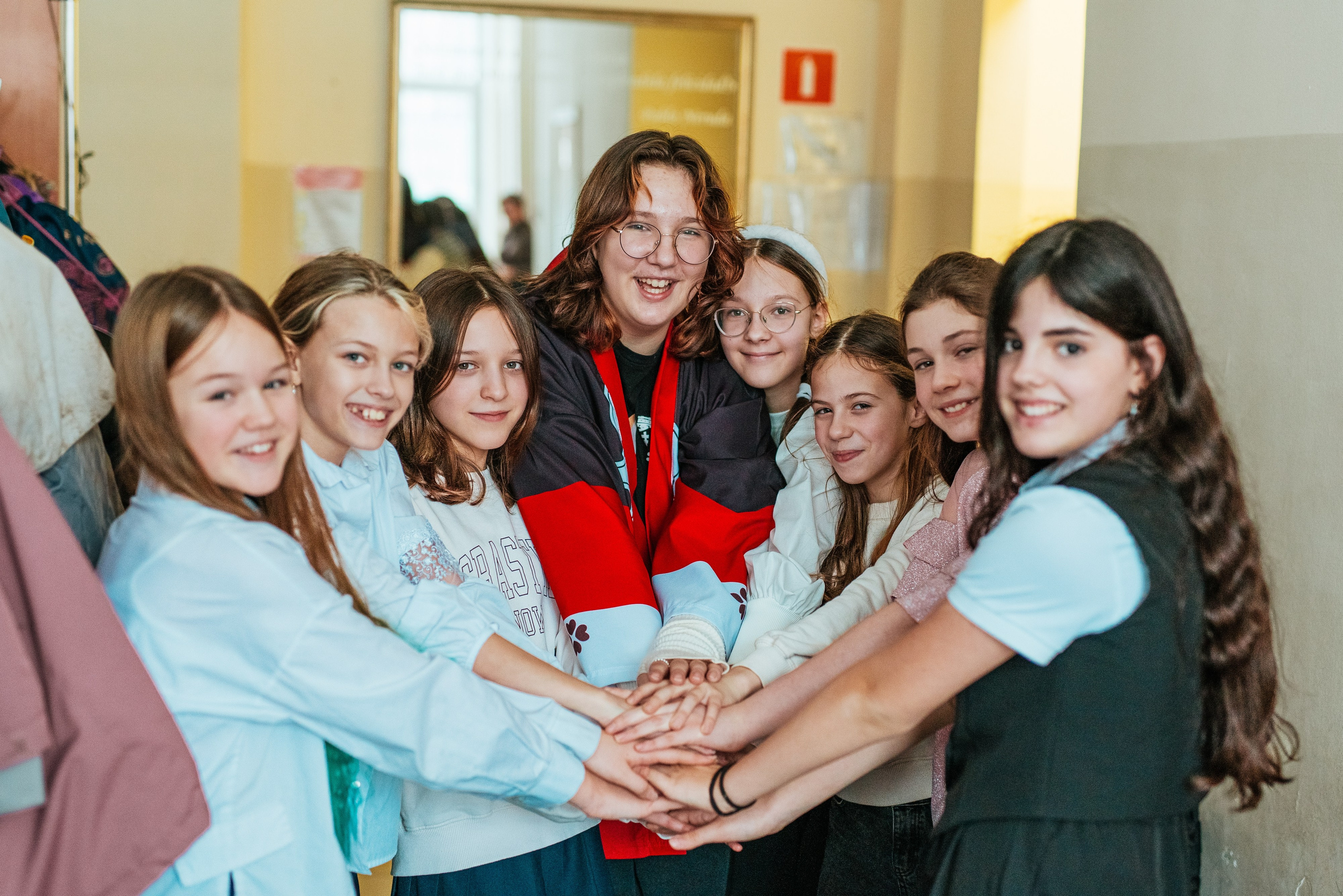 6 класс. Школьные альбомы и альбомы для детского сада. Юлия Осипова. Москва