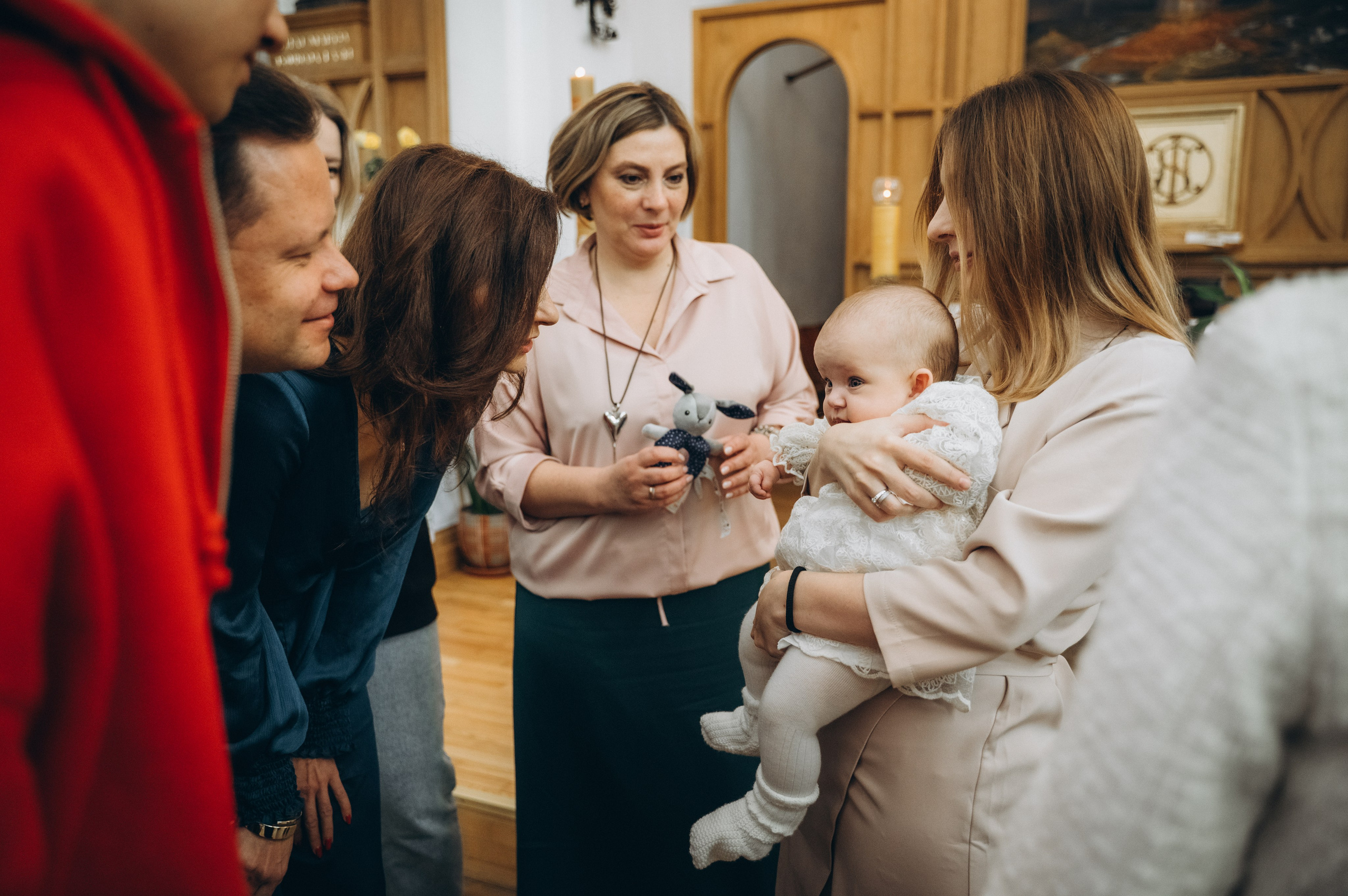 Крещение Эмили (Золотогорский костёл Пресвятой Троицы). Семейный фотограф в Минске Дарья Дреко