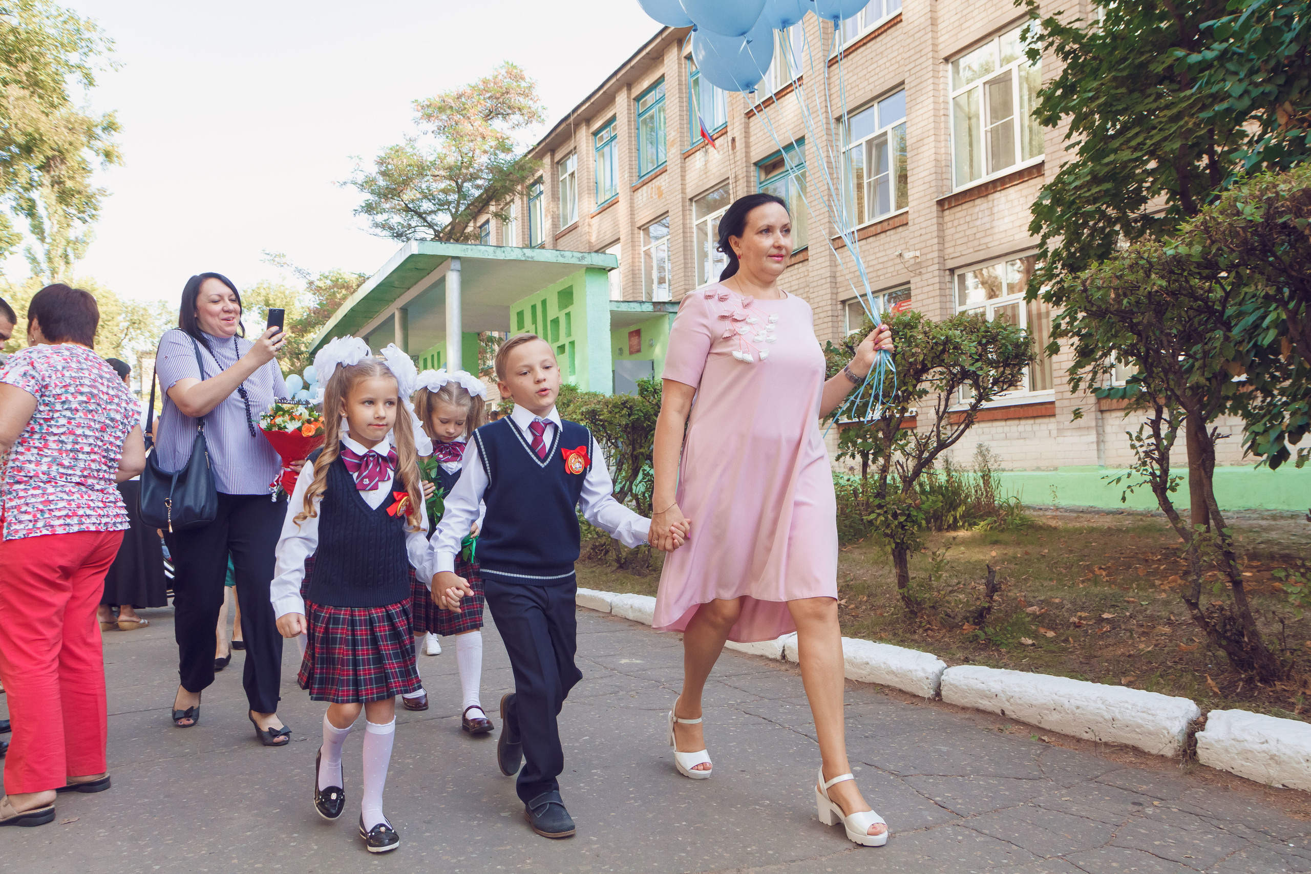 1 сентября 71 шк. Фотограф Алексей Иголкин в Воронеже