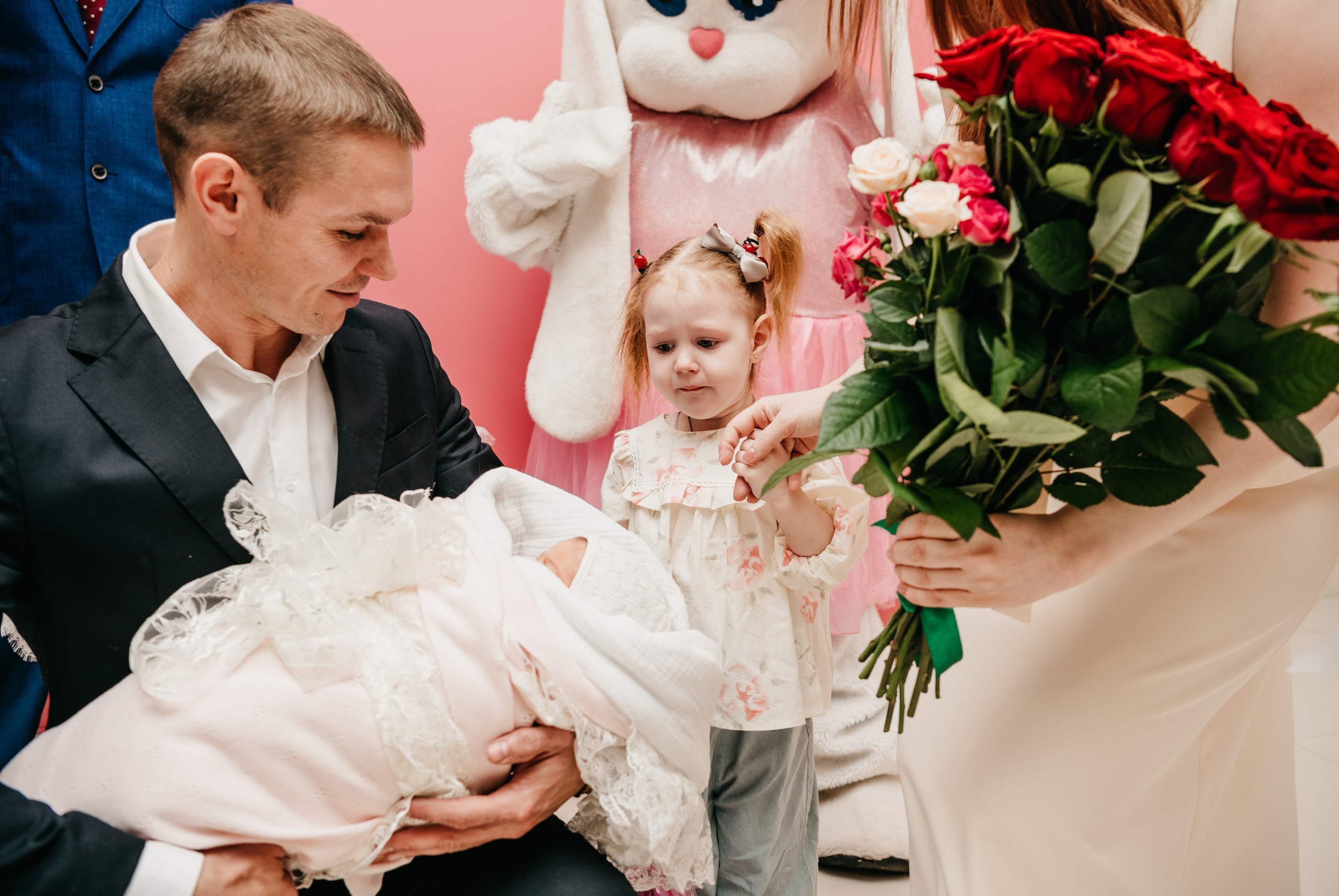 Выписка малышки. ГКБ 67 им. Ворохобова. Фотограф на выписку из роддома в Москве и МО
