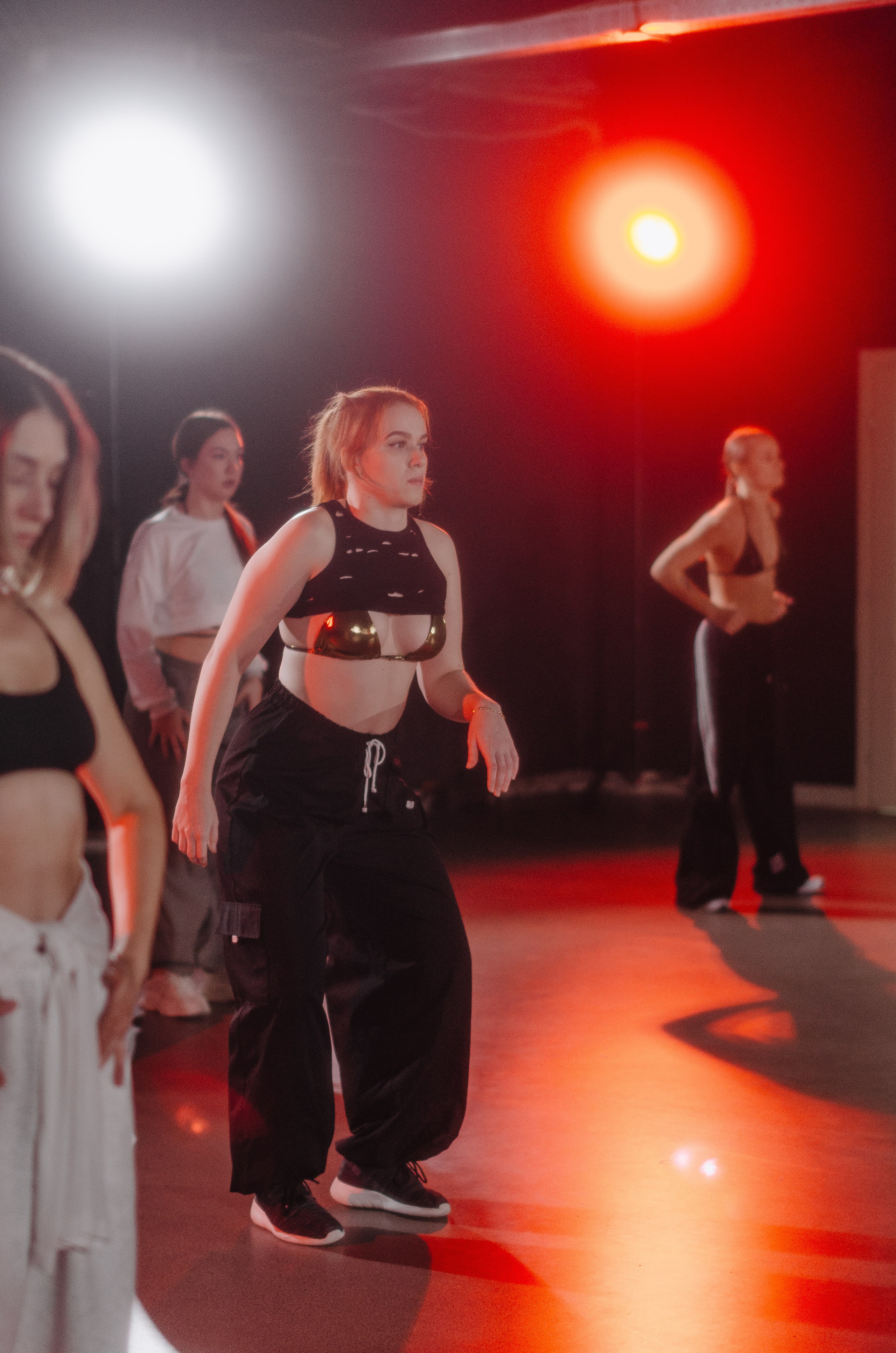 Мастер-классы по High Heels/Girly hip-hop от Оксаны ATTA. Денисова Аля — фотограф для парных съемок и индивидуальных историй в Барнауле