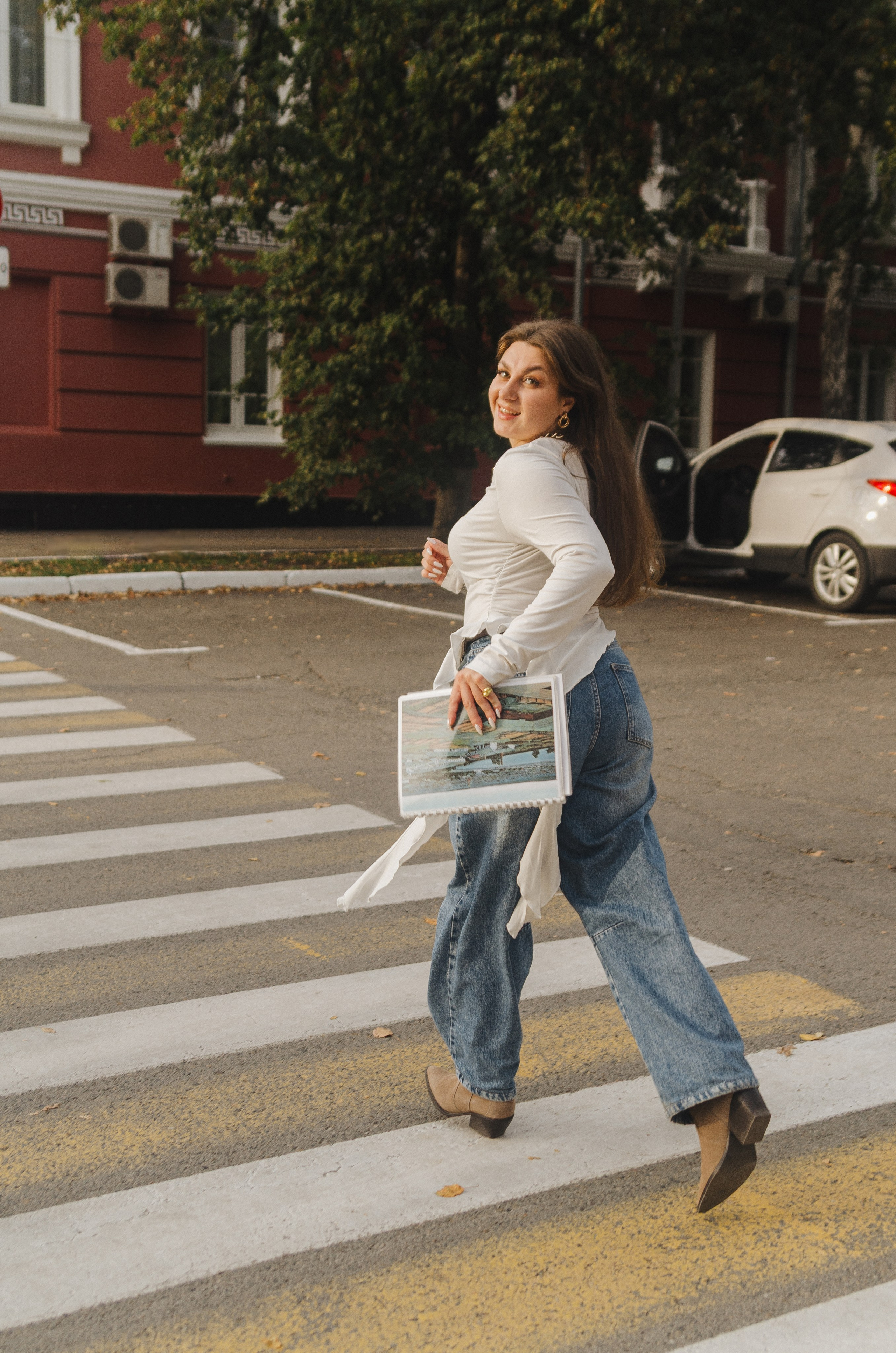 Осенняя прогулочная контент-съемка. Денисова Аля — фотограф для парных съемок и индивидуальных историй в Барнауле