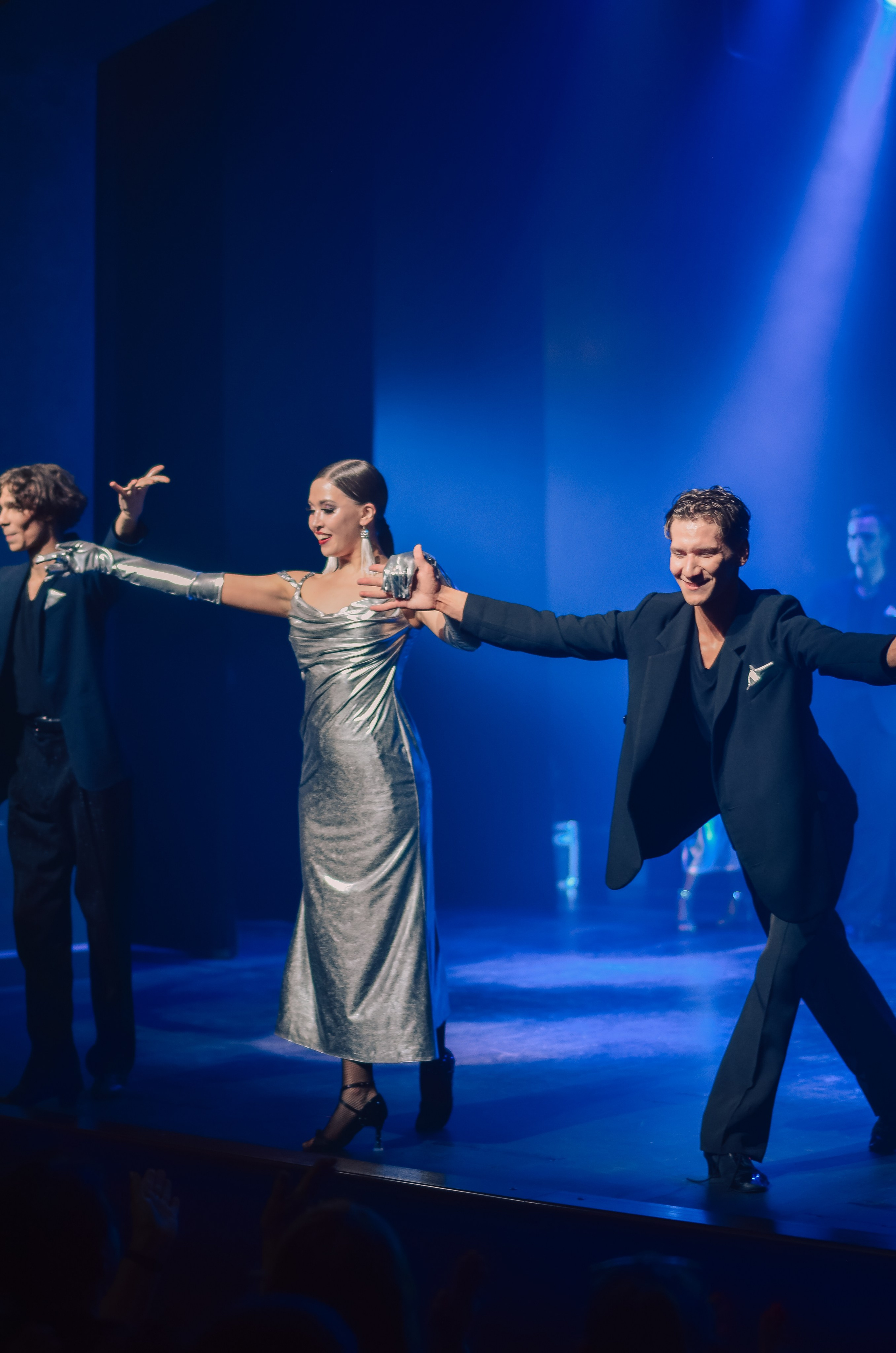 Фоторепортаж танцевального мероприятия. Денисова Аля — фотограф для парных съемок и индивидуальных историй в Барнауле