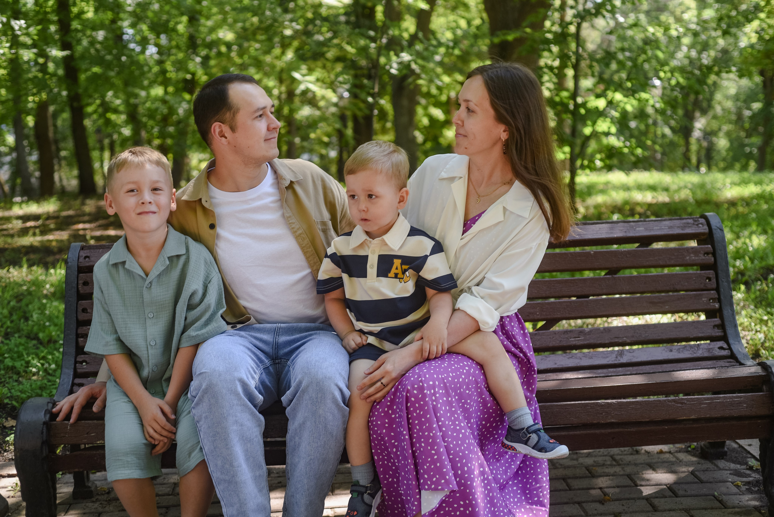 Семейная съемка в парке. Семейный и свадебный фотограф в г. Уфа Динара