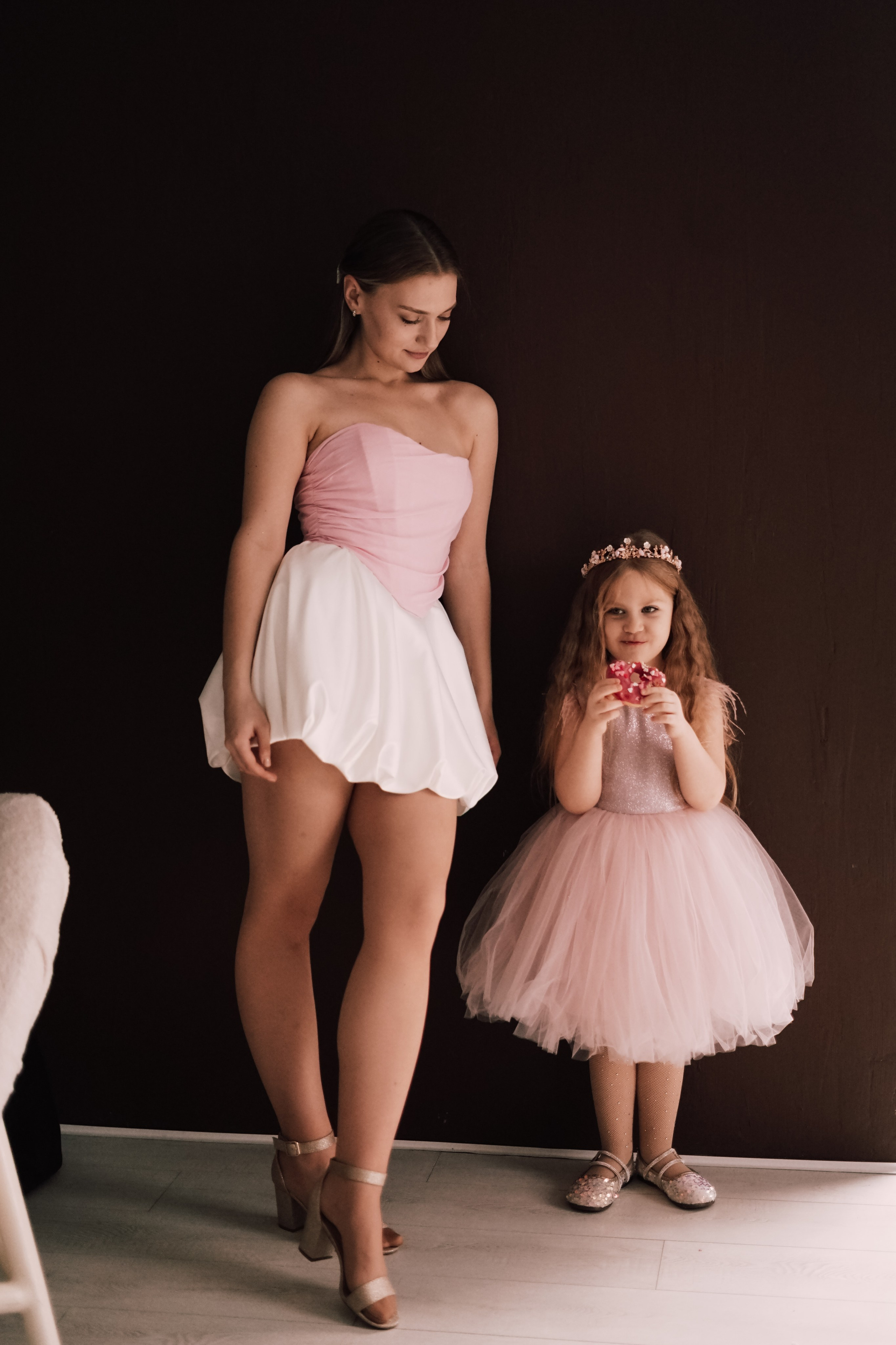 Две сестры. Портретный и семейный фотограф в Мариуполе, РФ. Даша Жогло