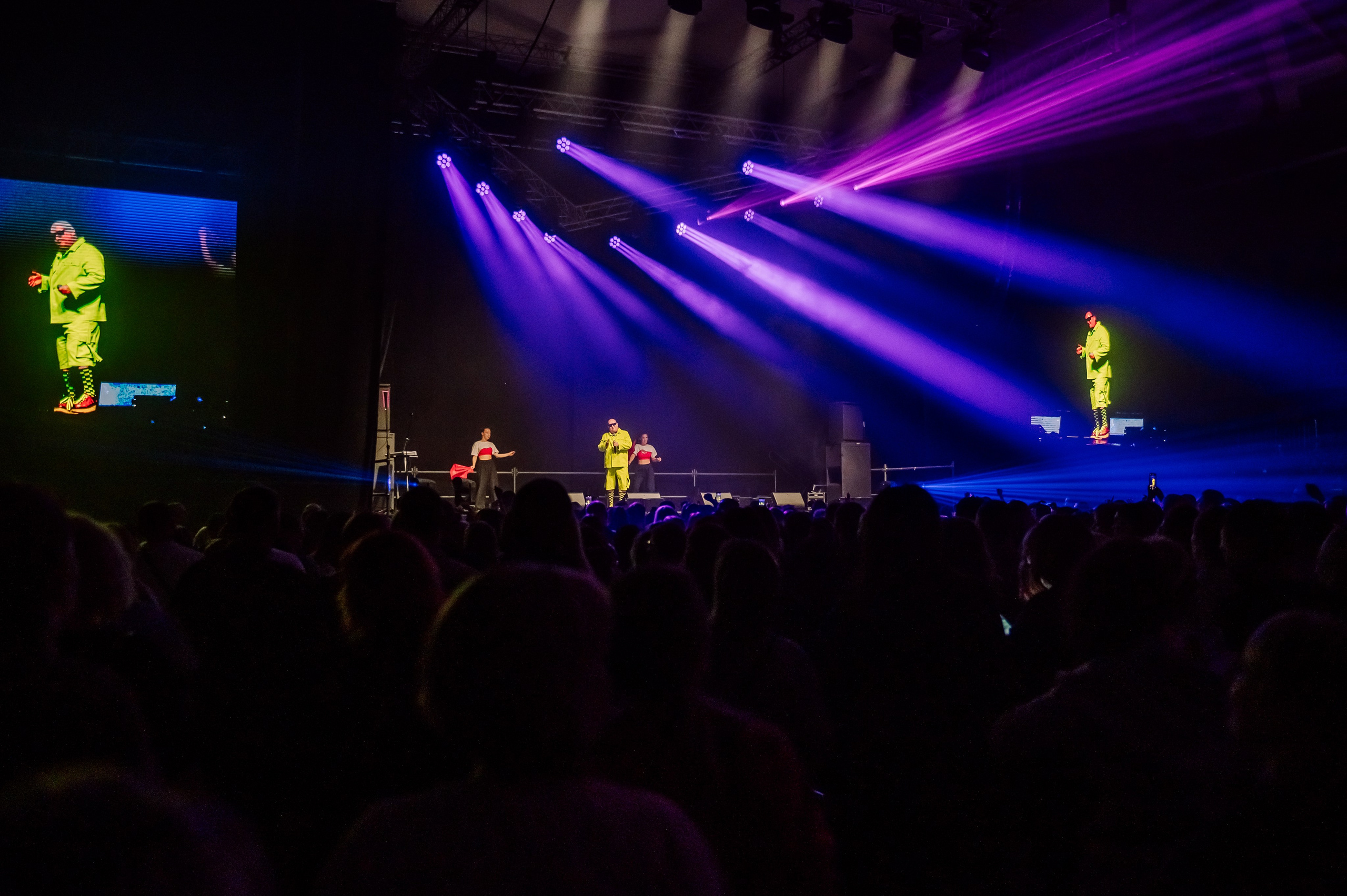 Дискач 90-х в Кемерово, СРК Арена. Детский фотограф, семейный фотограф и репортажи в Кемерово