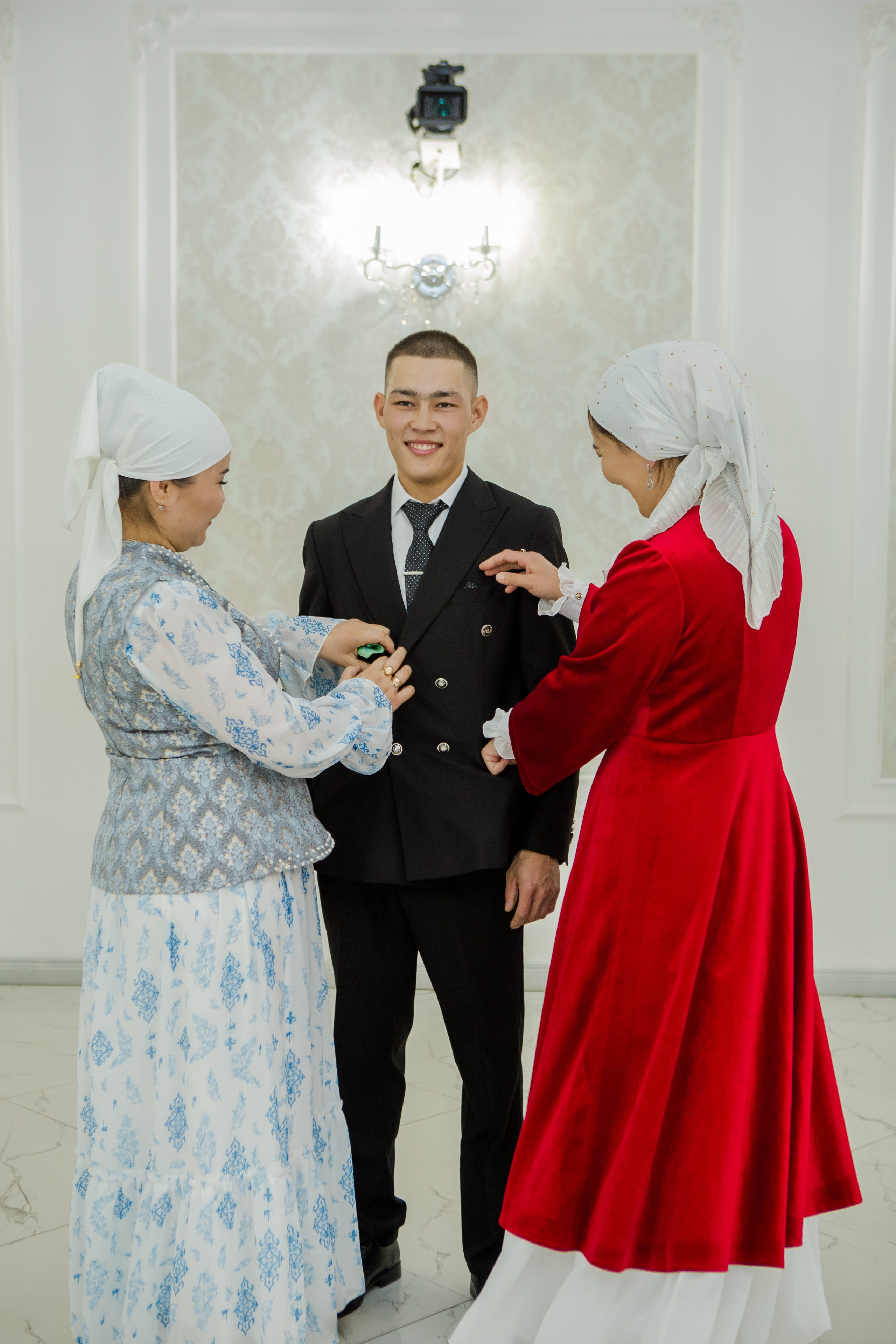 QYZ UZATU ZHADYRA. Свадебный и репортажный фотограф в Астане T.Yertay «Nomad media»