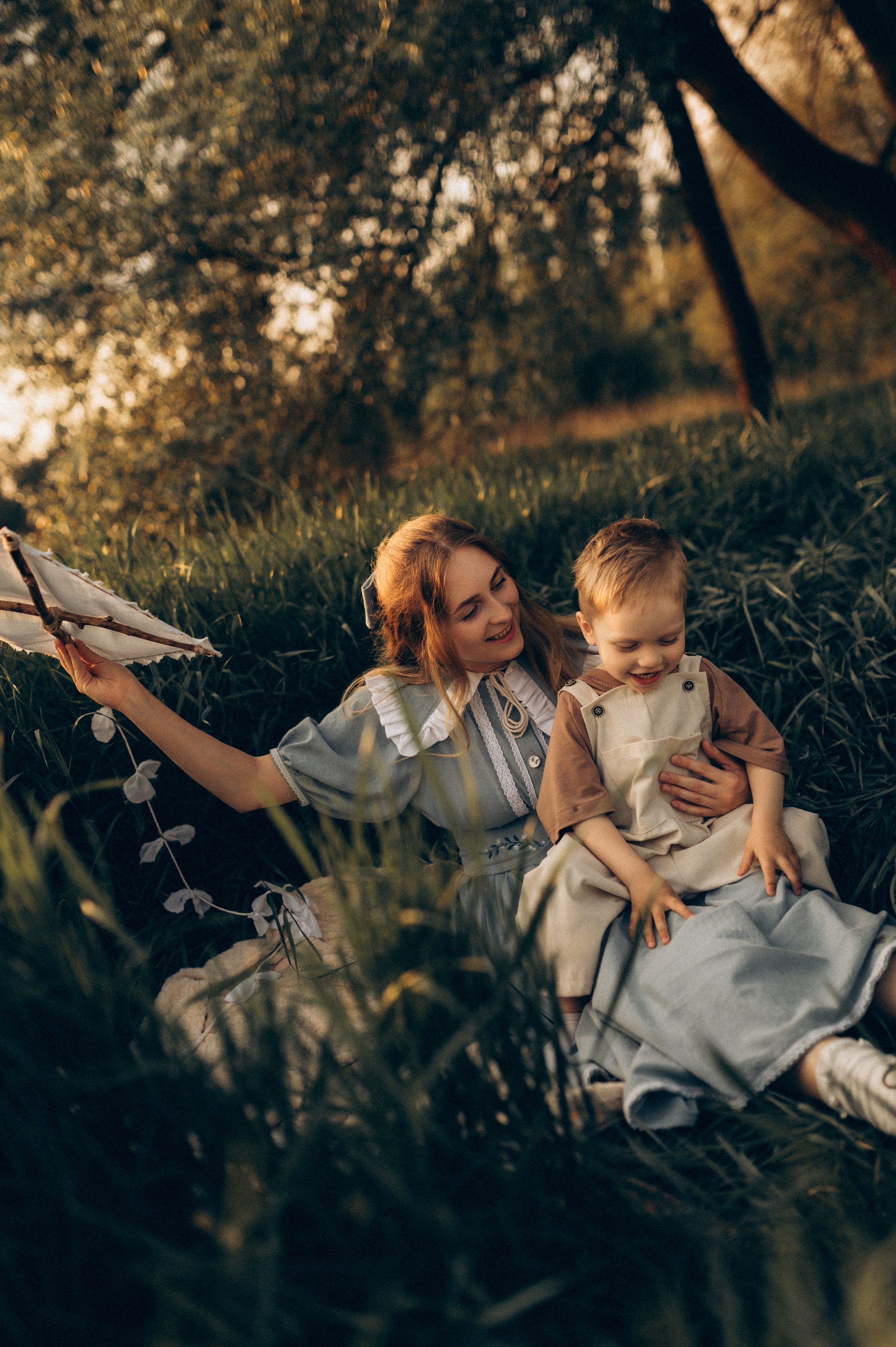 Фотосессия на природе мамы и сына. Фотограф Алексин, Тула