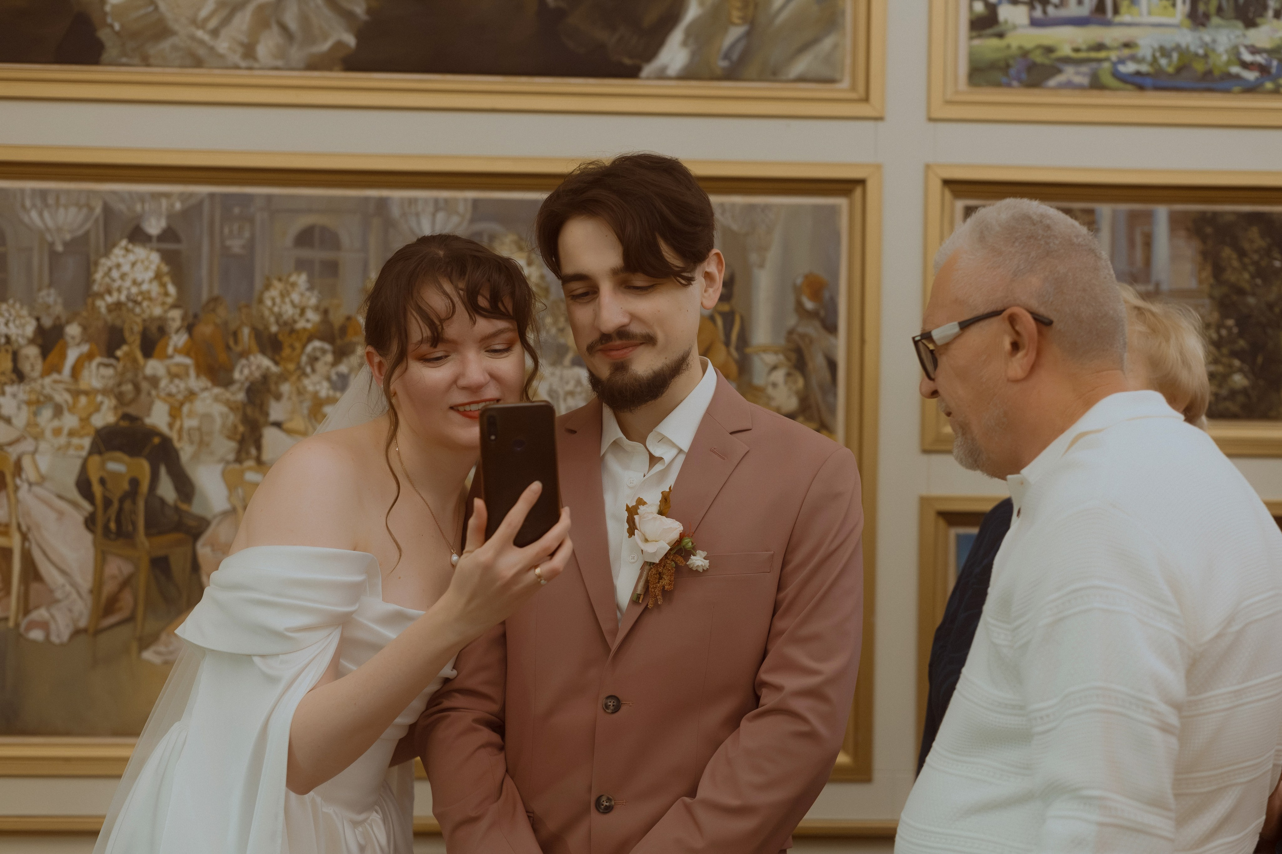 Welcome back to your own dinner party. Фотограф Лия Козловская Минск