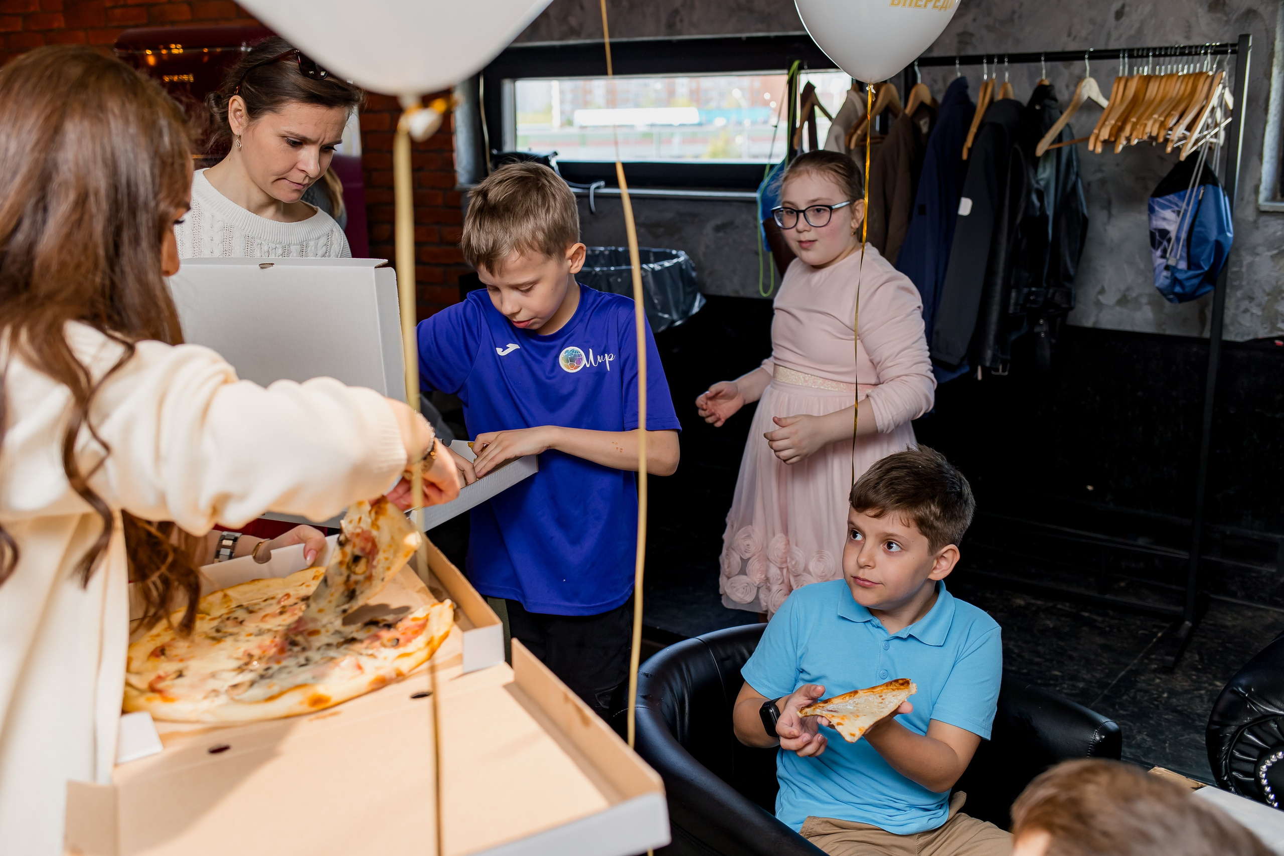 Выпускной 4 класс. Фотограф в Москве Авдеева Мария