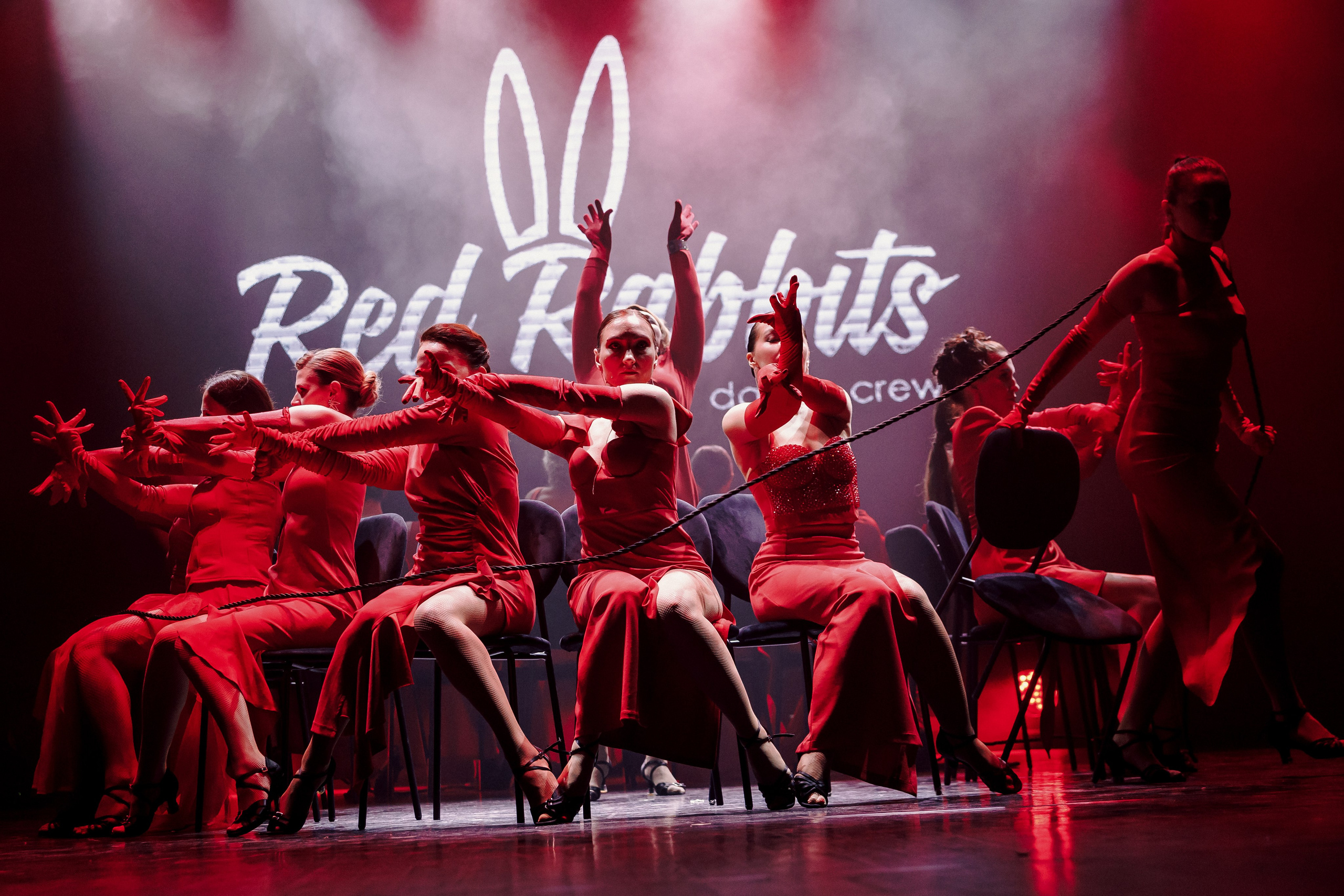 Отчётный концерт танцевальной школы «Red Rabbits» 2025. Лёшка Варзегов — фотограф