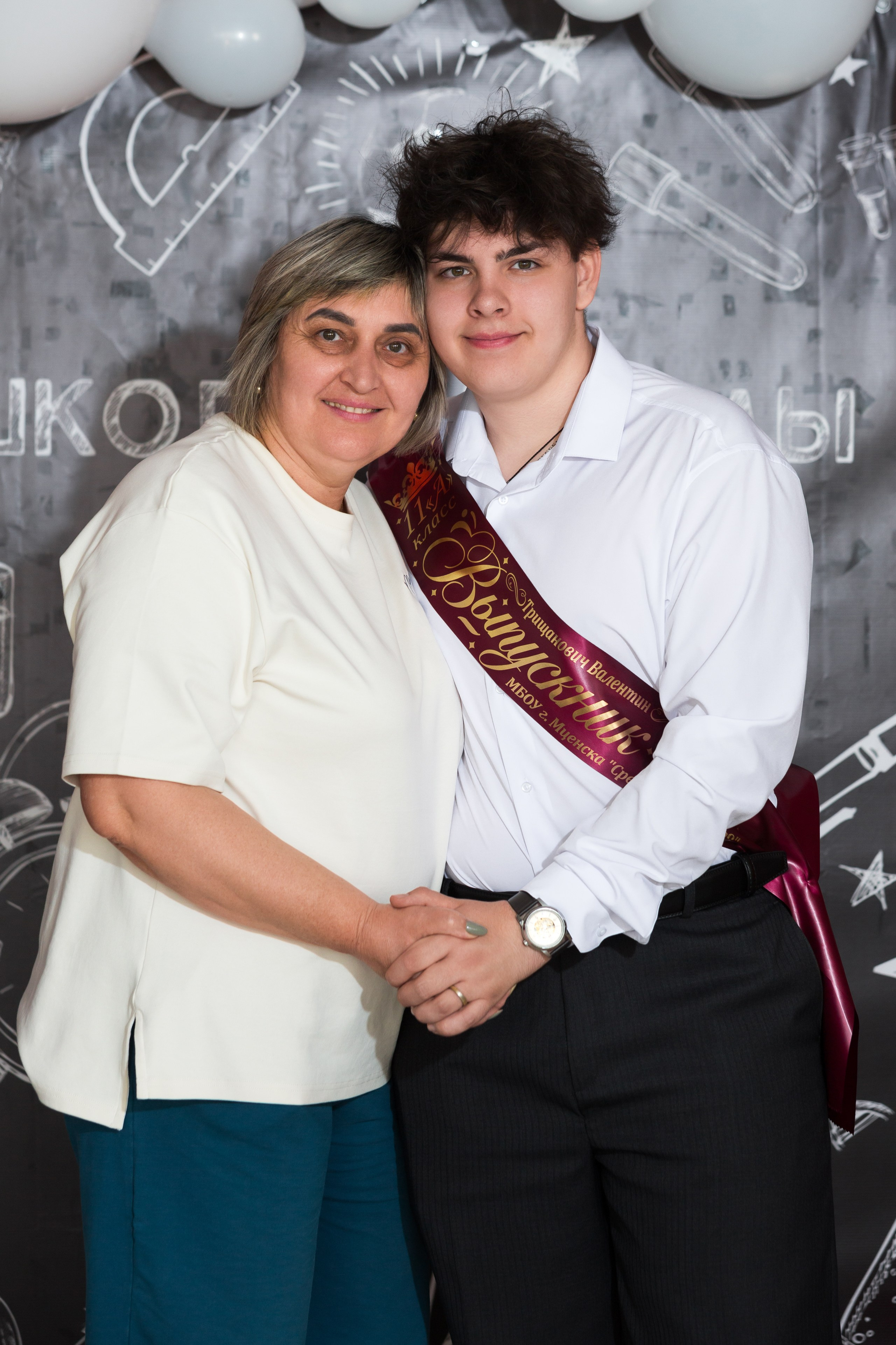 ФОТОСЕССИЯ С РОДИТЕЛЯМИ «ПОСЛЕДНИЙ ЗВОНОК — 2025» 9 ШКОЛА Г.МЦЕНСК. Профессиональный фотограф в Мценске и Орловской области