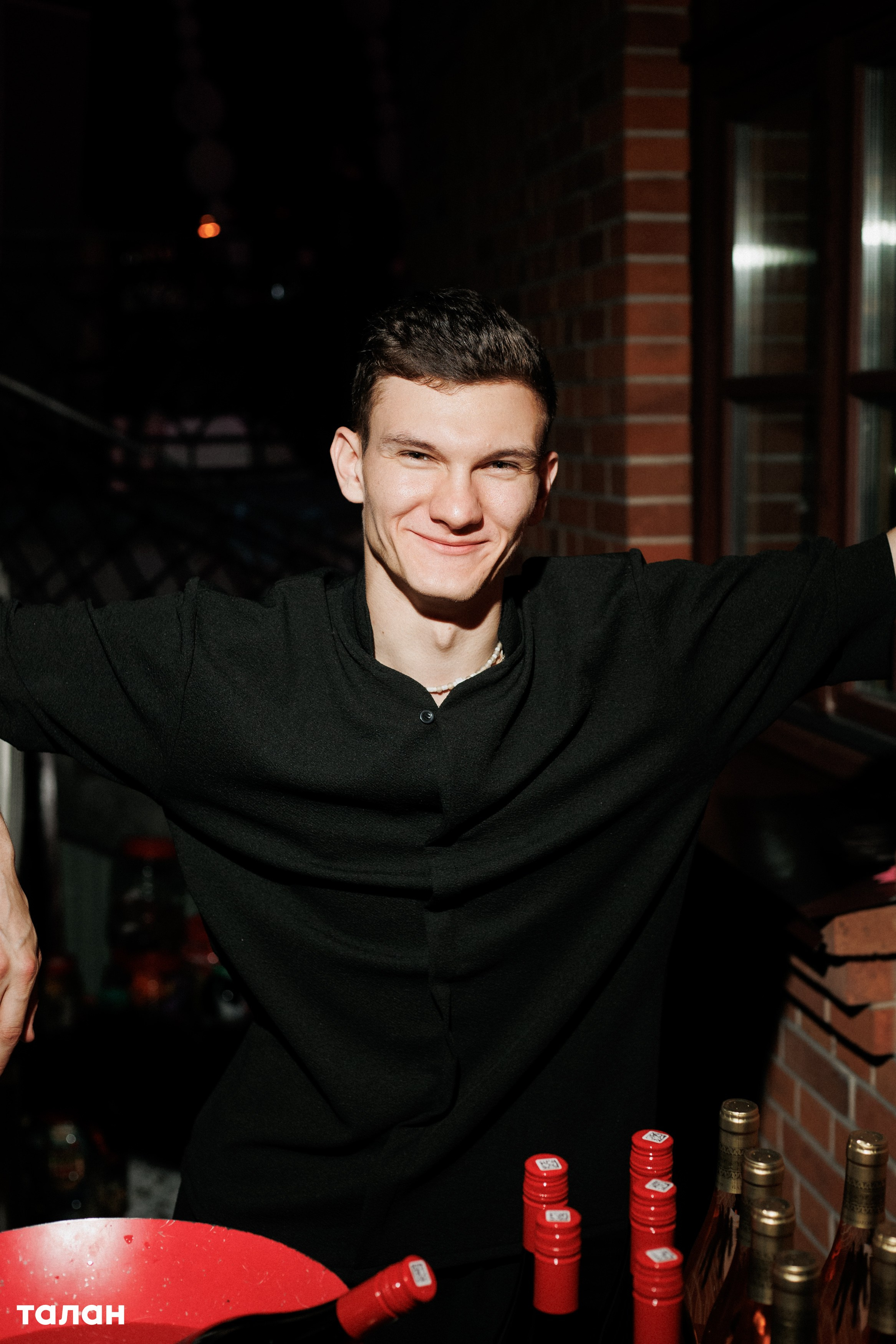 ВИНОТЕКА [бар+магаз] — BIRTHDAY PARTY. СВОИ. ФОТООТЧЕТЫ-СОБЫТИЯ-МЕСТА