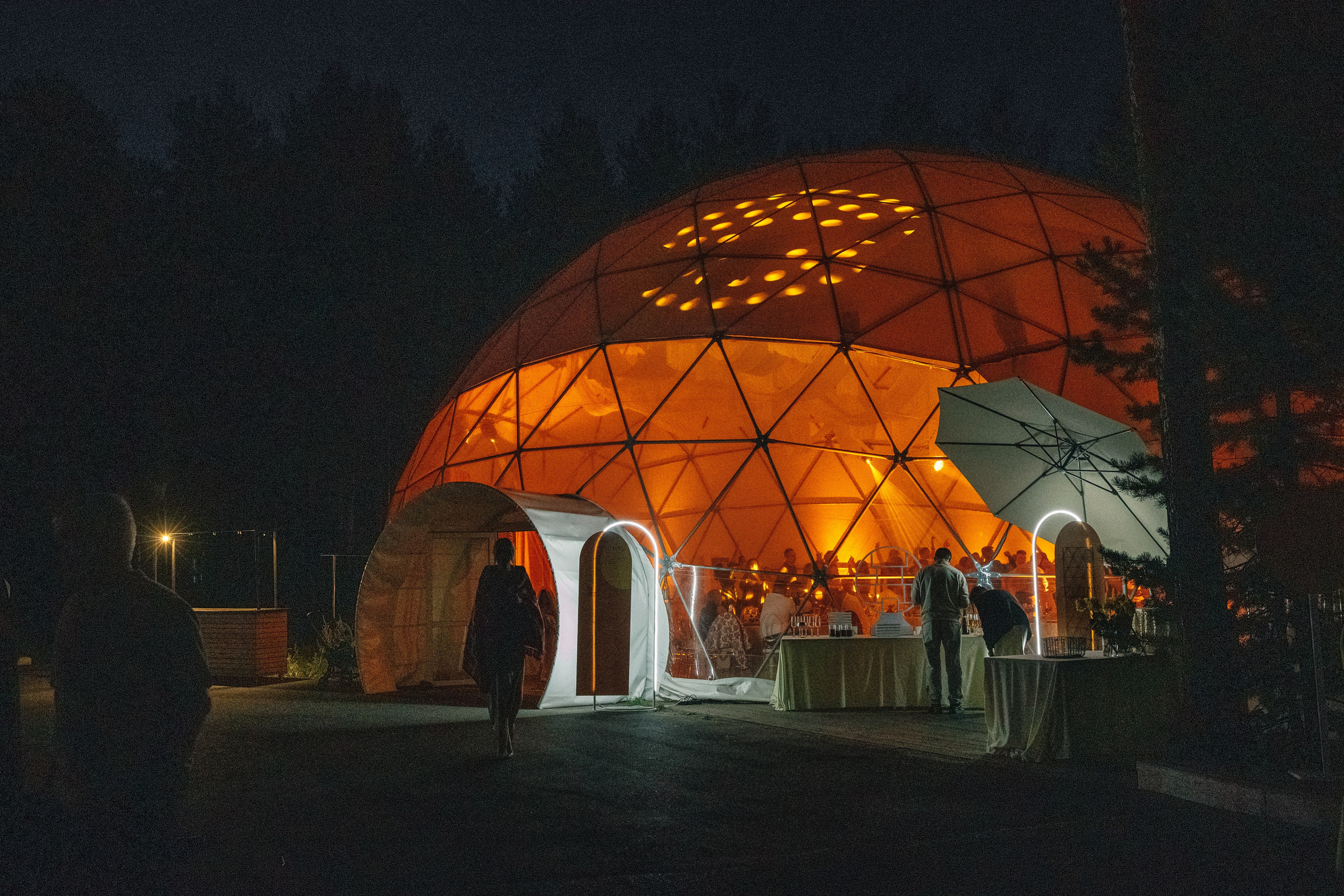 Константин и Ксения. Свадебные фотографы в г. Сургут Маркова Наталья и Замахина Елена