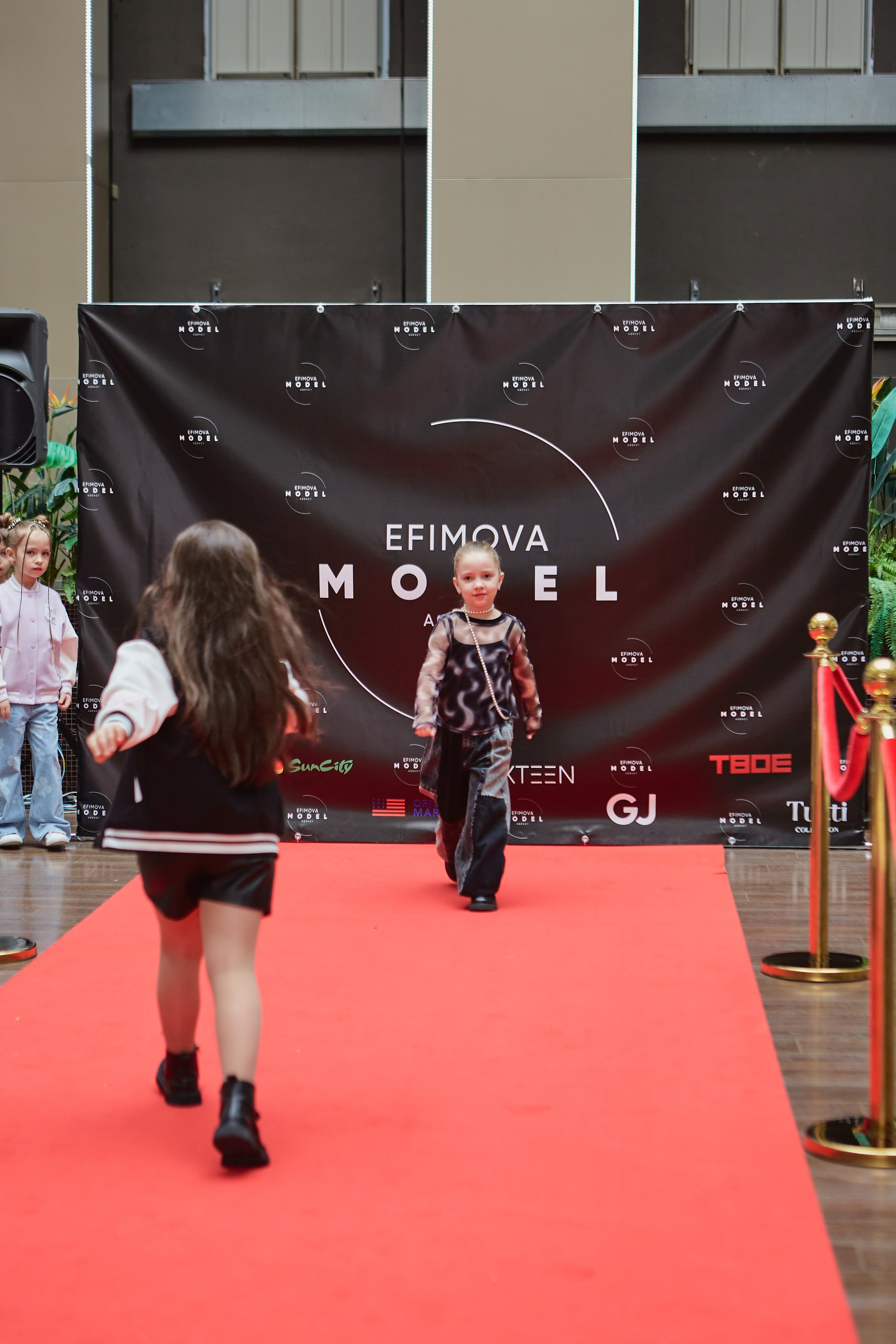 FASHION SHOW ТЦ Sun City. Efimova Model Agency