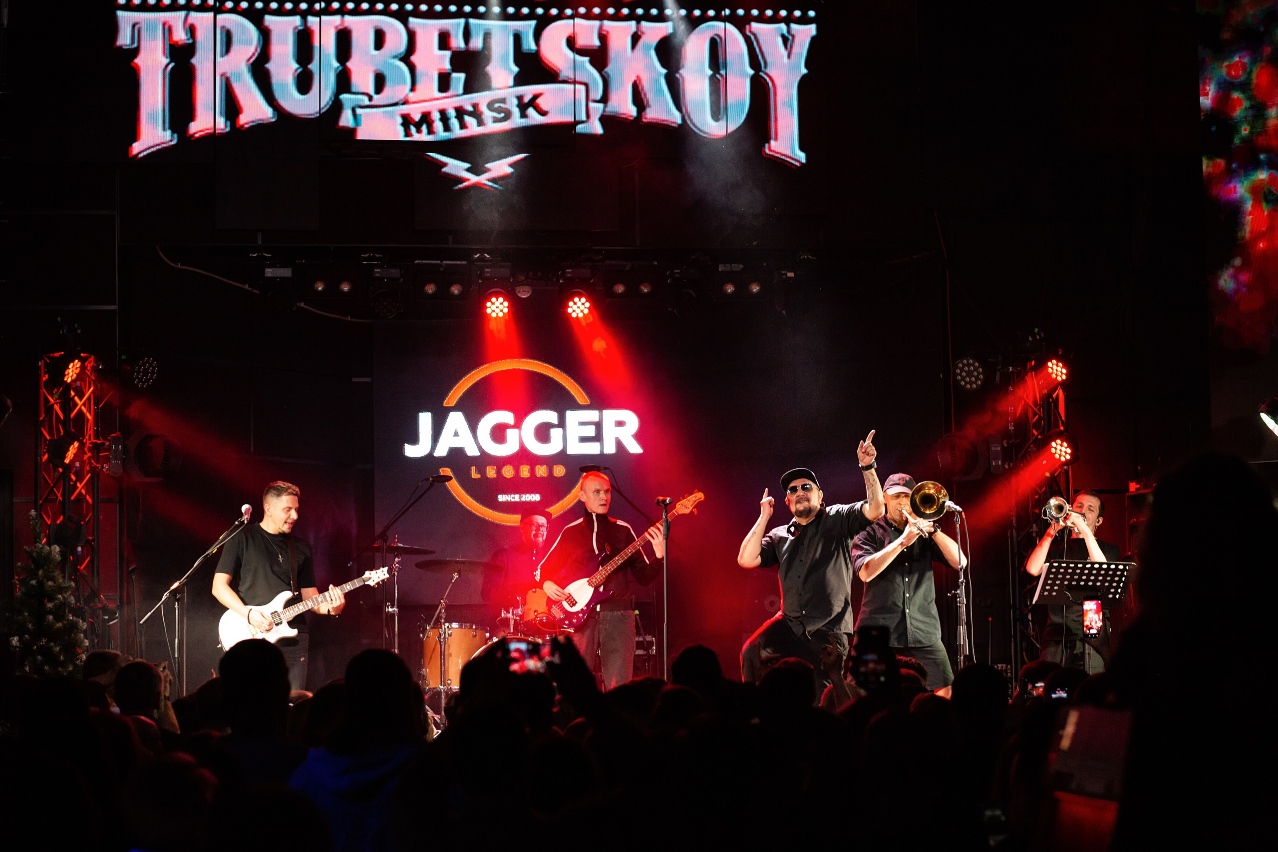 Фотосъемка концерта TRUBETSKOY Jagger СПБ. Портретные фотосессии, контент-съемки, репортаж