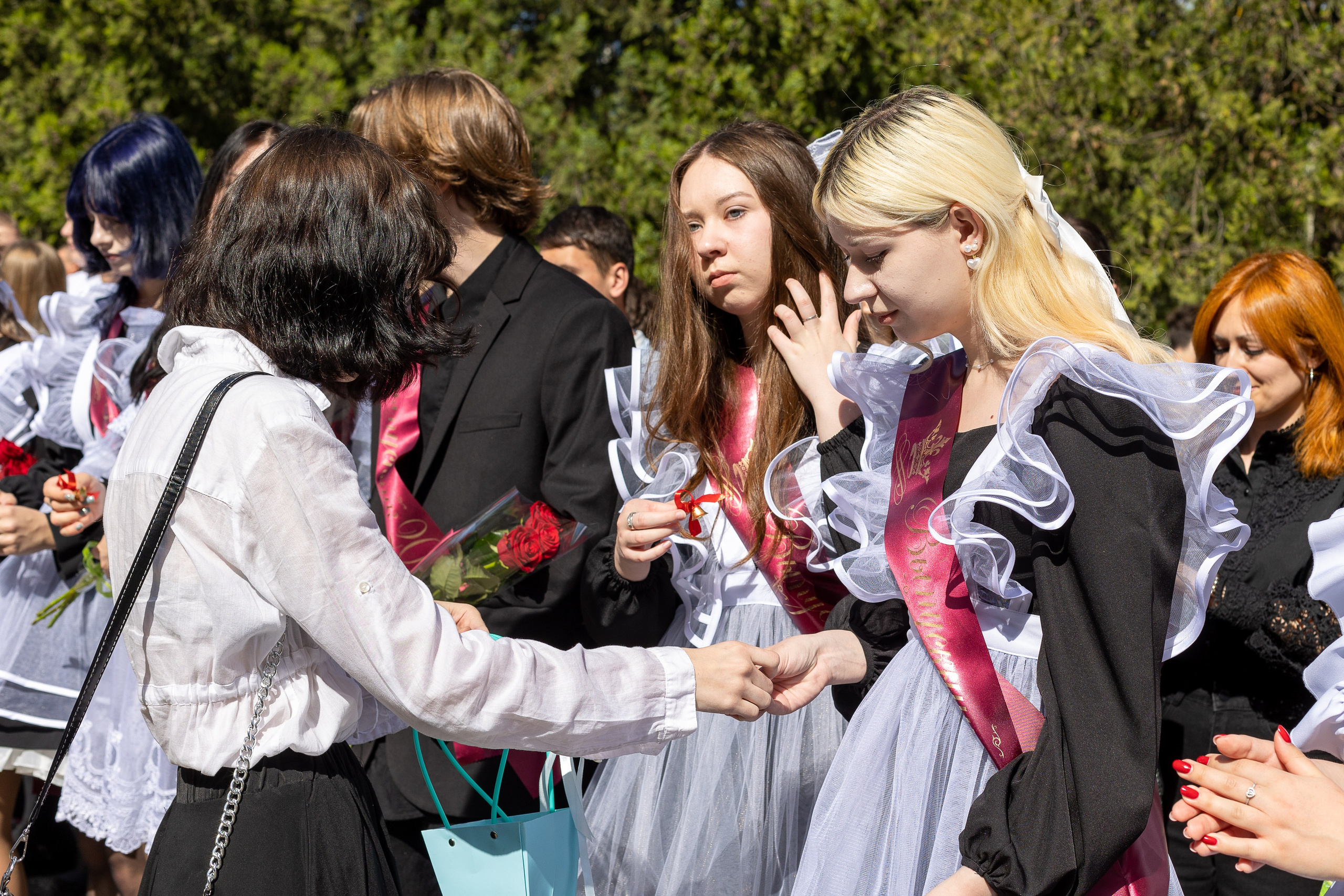 Последний звонок. Выпускные альбомы Майкоп, Краснодар Елена Золотарева