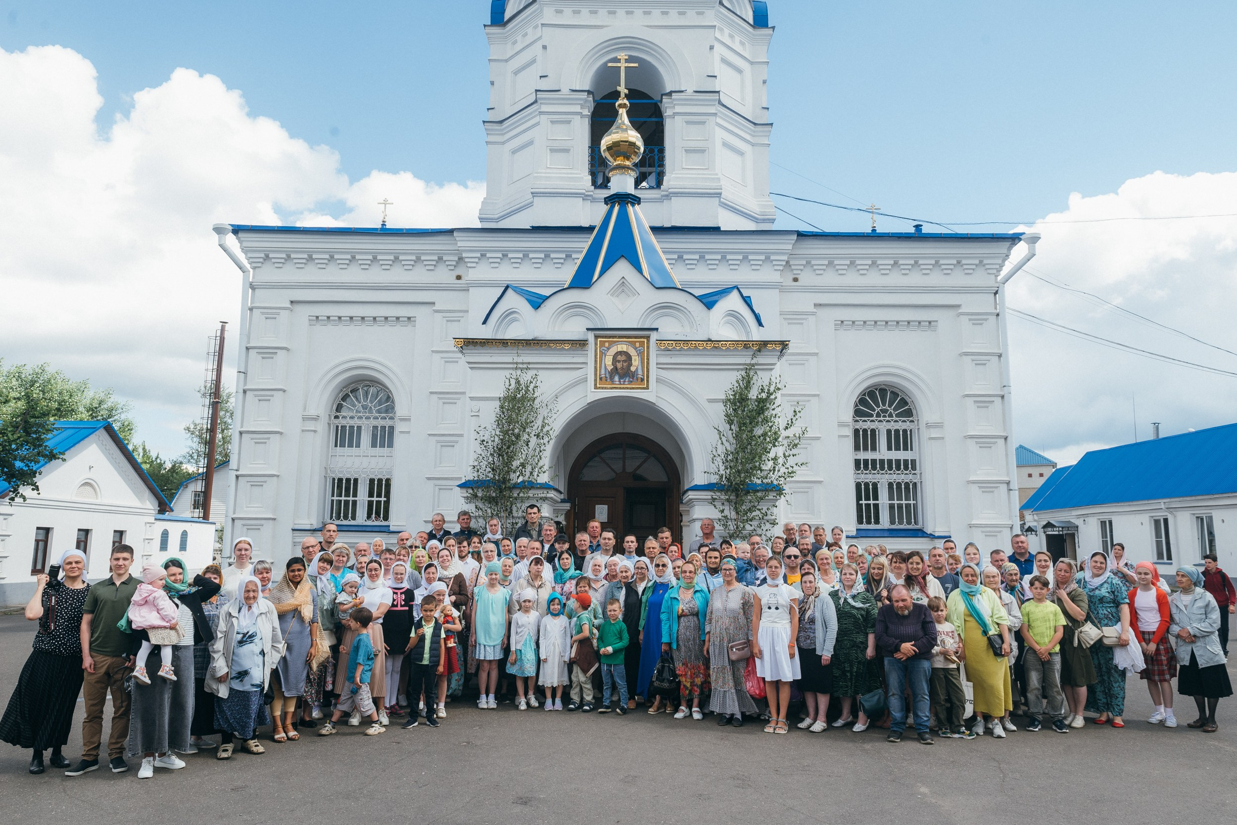 Литургия в праздник Святой Троицы в Преображенском Соборе г. Иваново. Семейный фотограф на крещение, венчание в Иваново Галина Скурихина