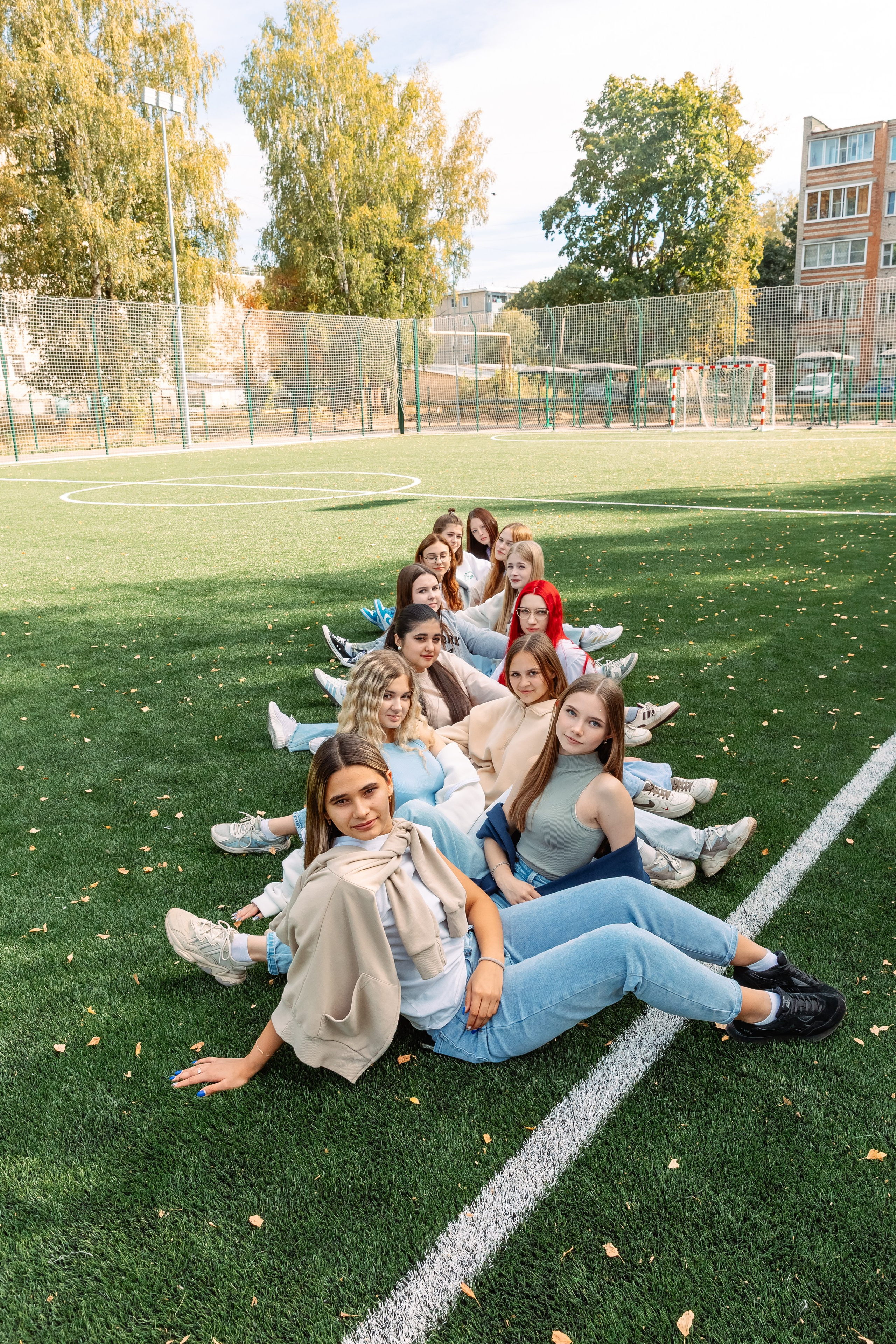 Позирование группы. Выпускные альбомы для детского сада и школы