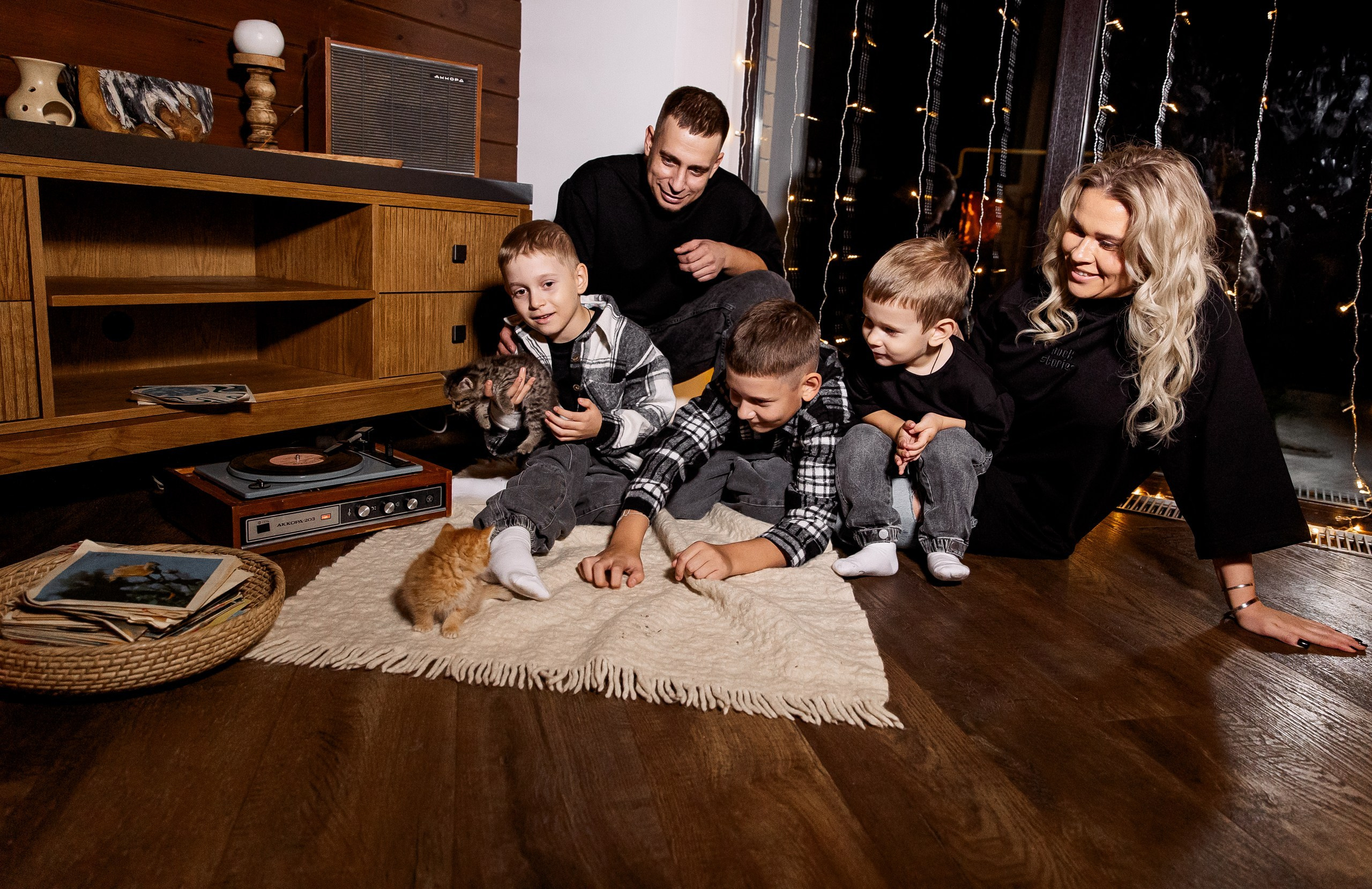 Эдуард и Дарья с сыновьями. Свадебный и семейный фотограф в Челябинске Юлия Ишимова