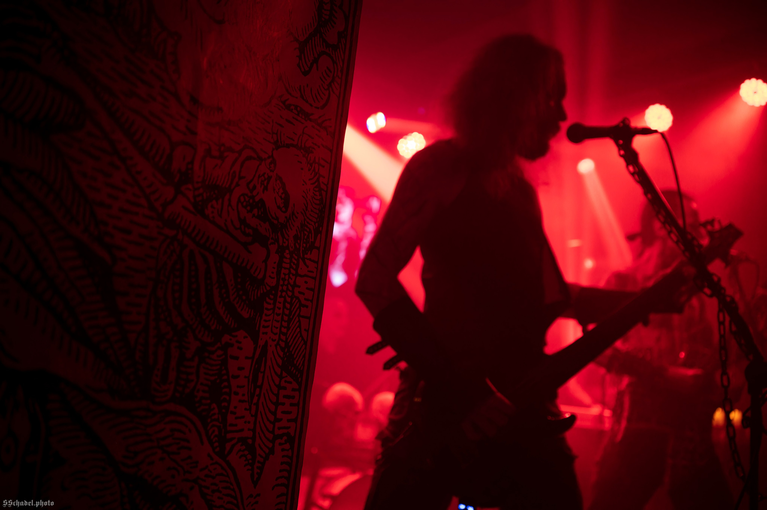 Frostlagte Måne 07.12.25. We will make everything metal!