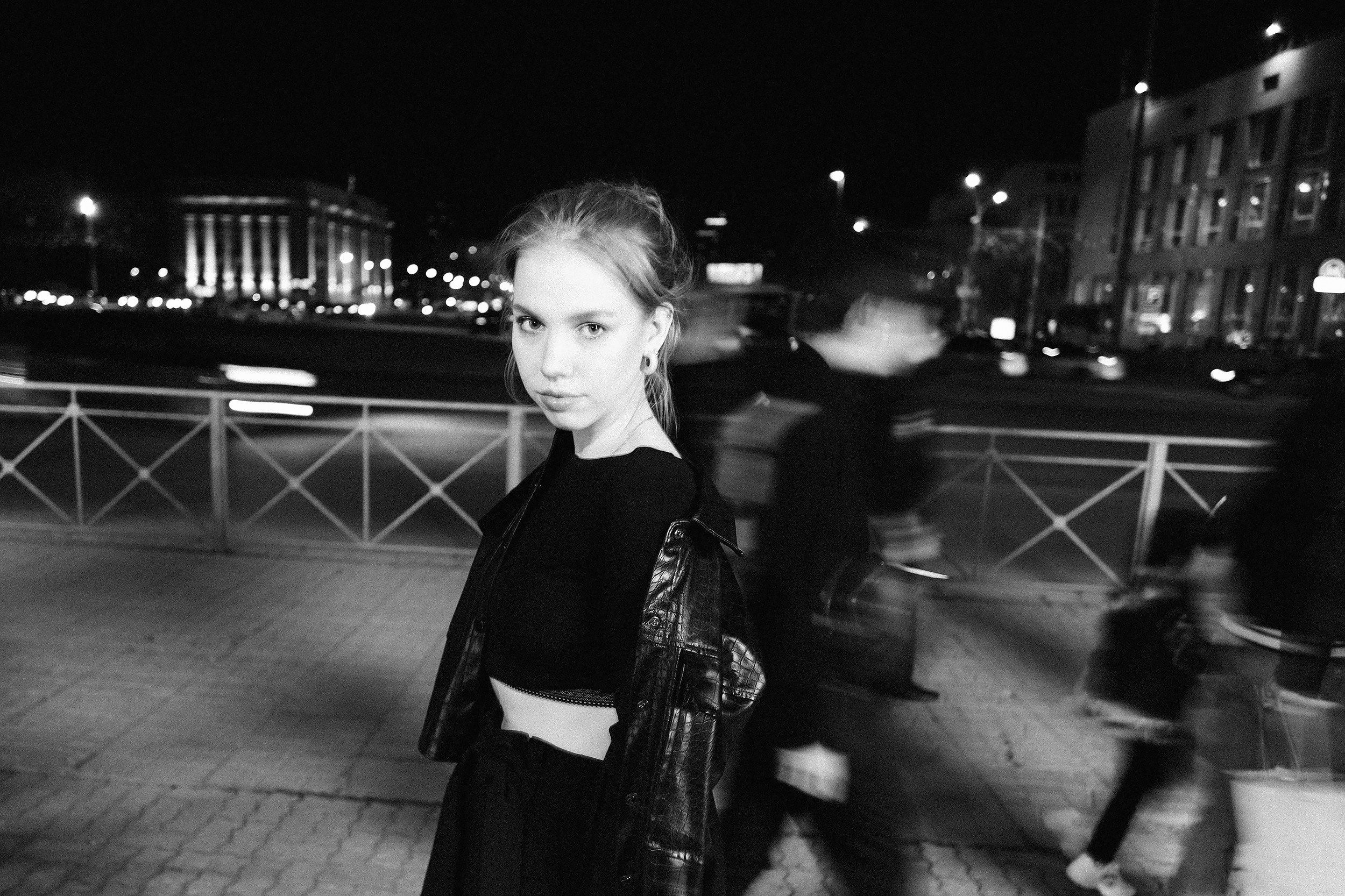 Портреты на улице днём и ночью. Портретный и репортажный фотограф. Мыльников Илья