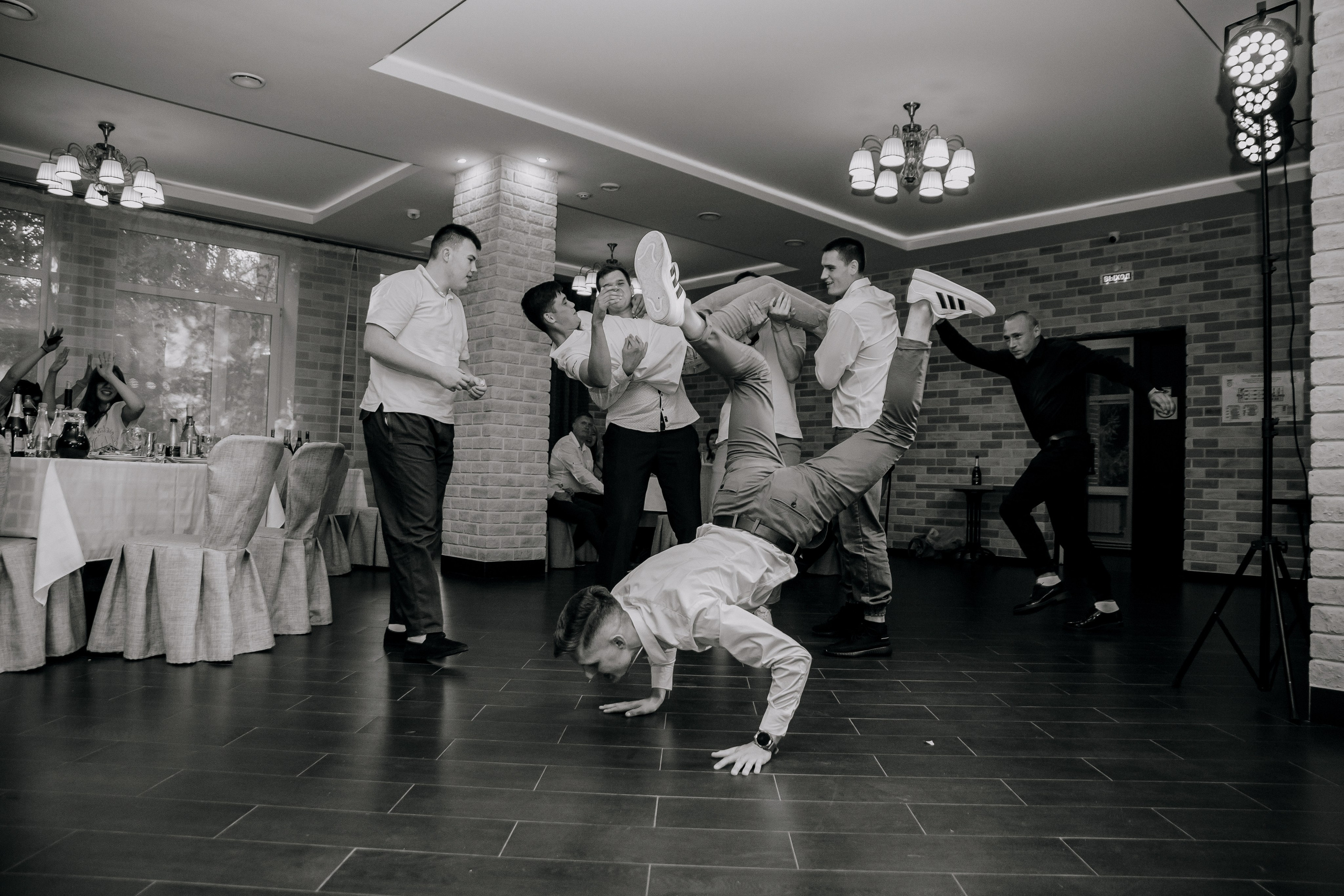 Дмитрий и Александра. Свадебный и индивидуальный фотограф в Суворове Клюева Мария