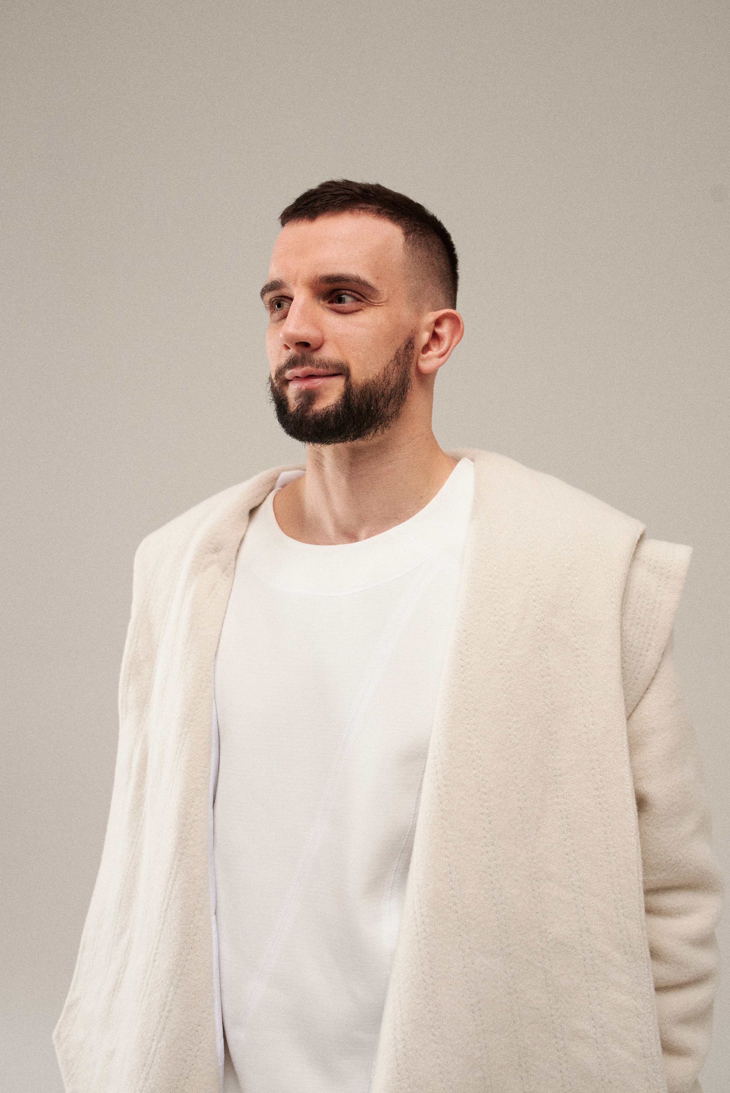 Платон, кинезеолог. Ульяна Сёмина, фотограф, Москва