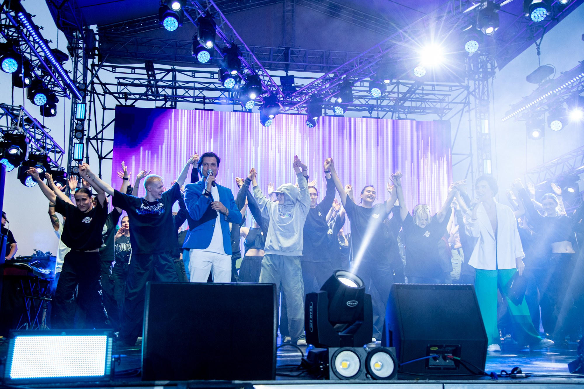 Краевой День молодёжи в Краснодаре 2023. Репортажный, промышленный и маркетплейс-фотограф Дмитрий Чернат