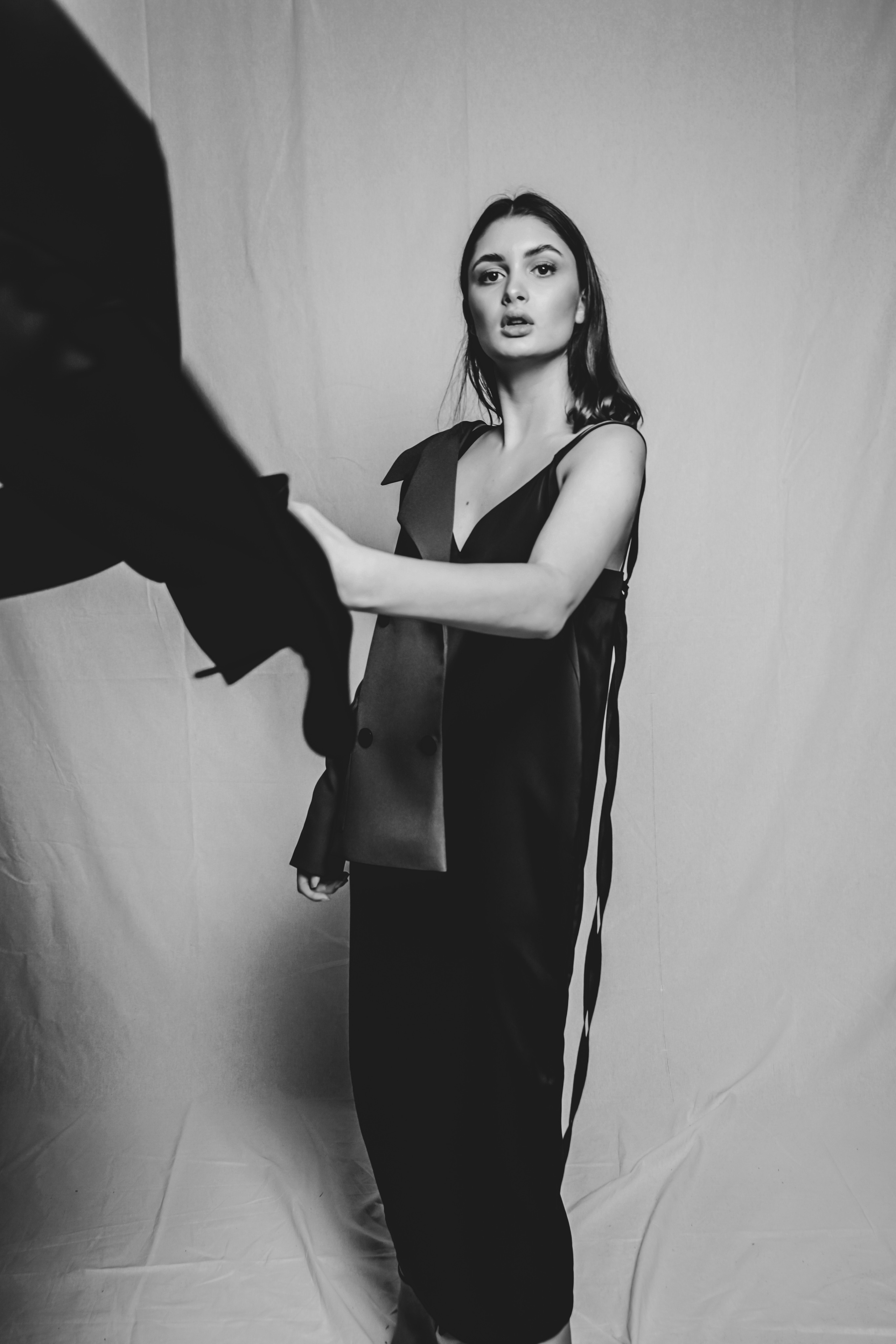 ЧЕРНО БЕЛАЯ ФОТОГРАФИЯ С БЕАТРИСС. Фотограф в Сочи Марина Барс