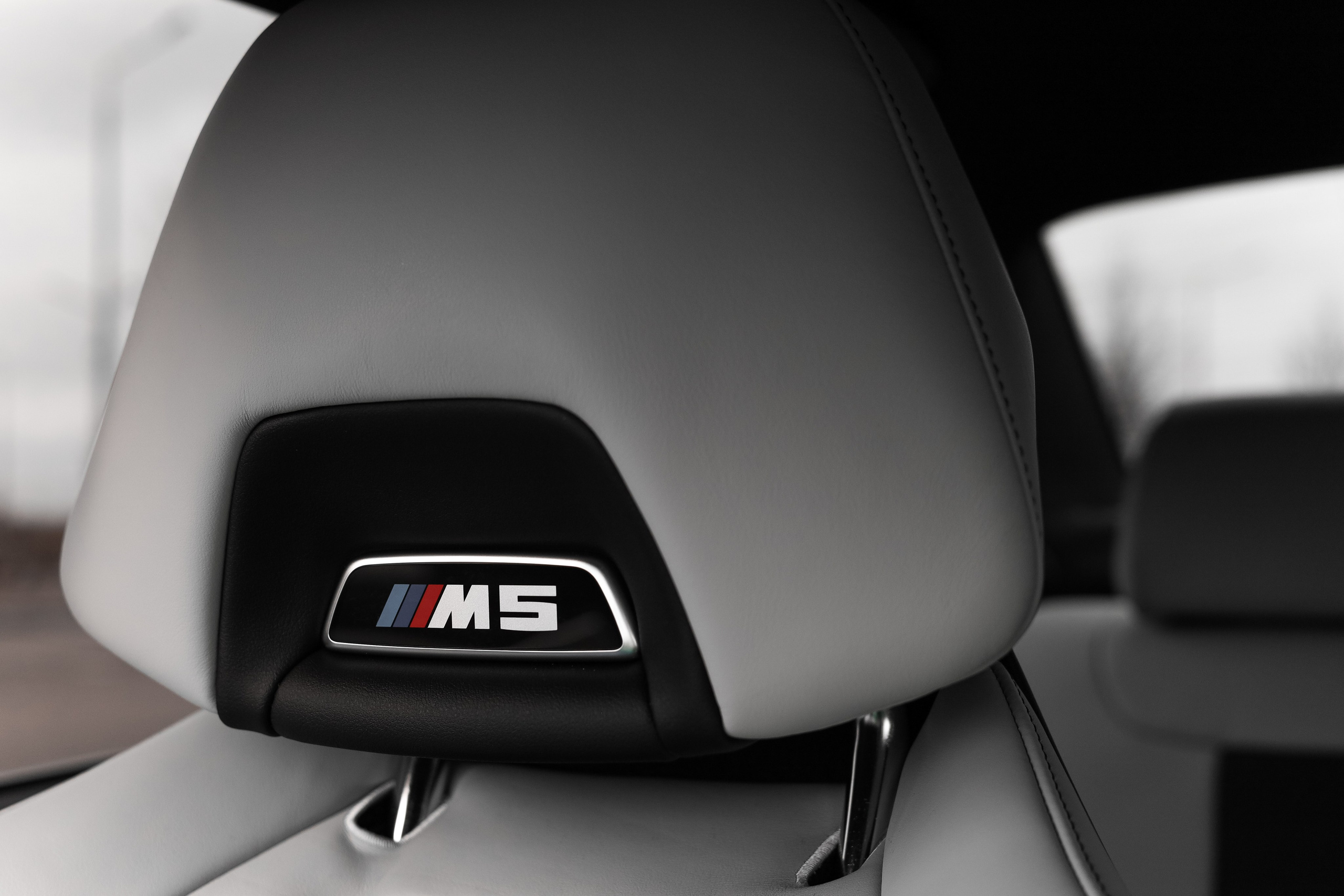 𝐵𝑀𝒲 𝑀5. Wedding Photographer from St.Petersburg