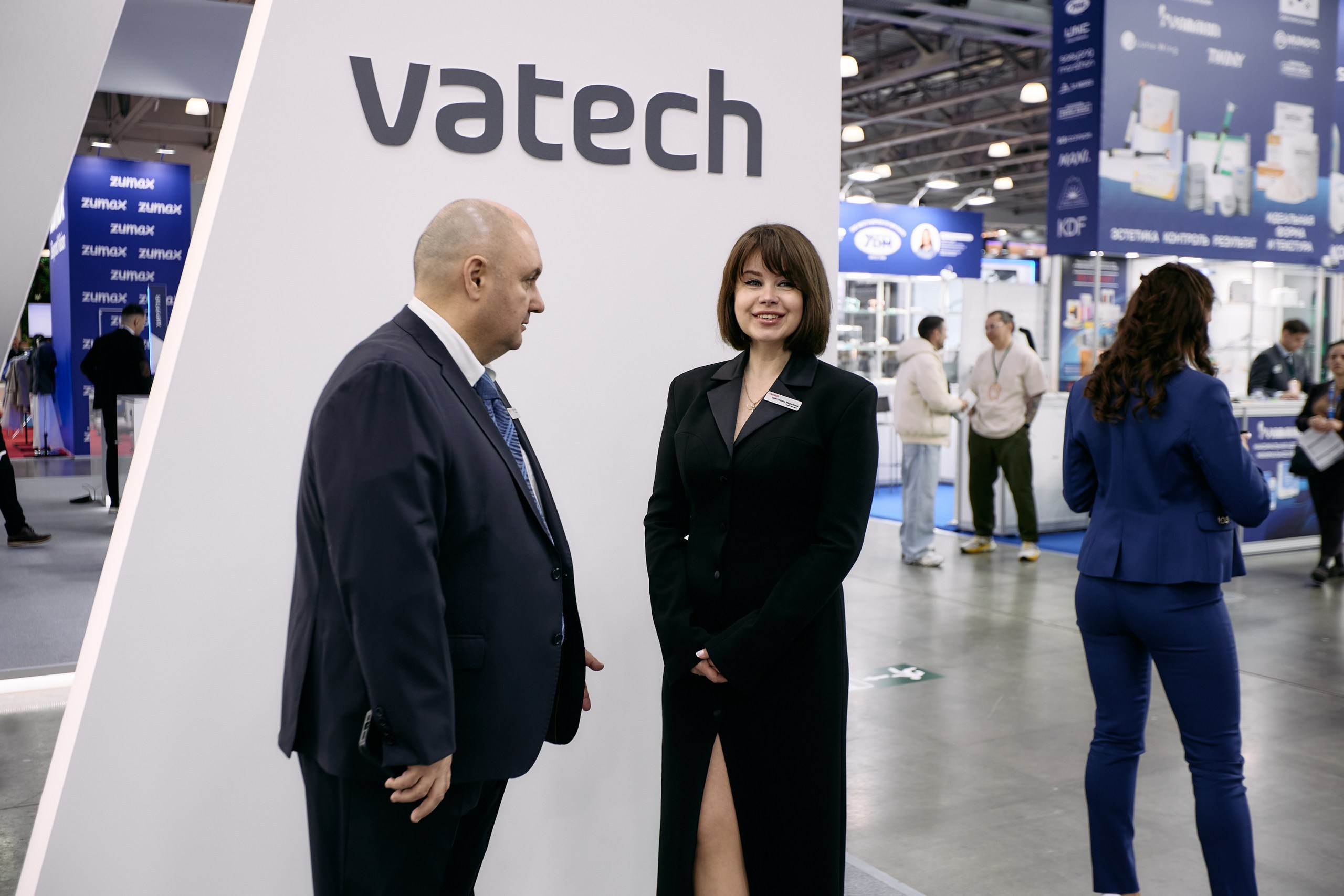 Дентал Салон 2026: Vatech. Свадебный и репортажный фотограф Дмитрий Кононенко