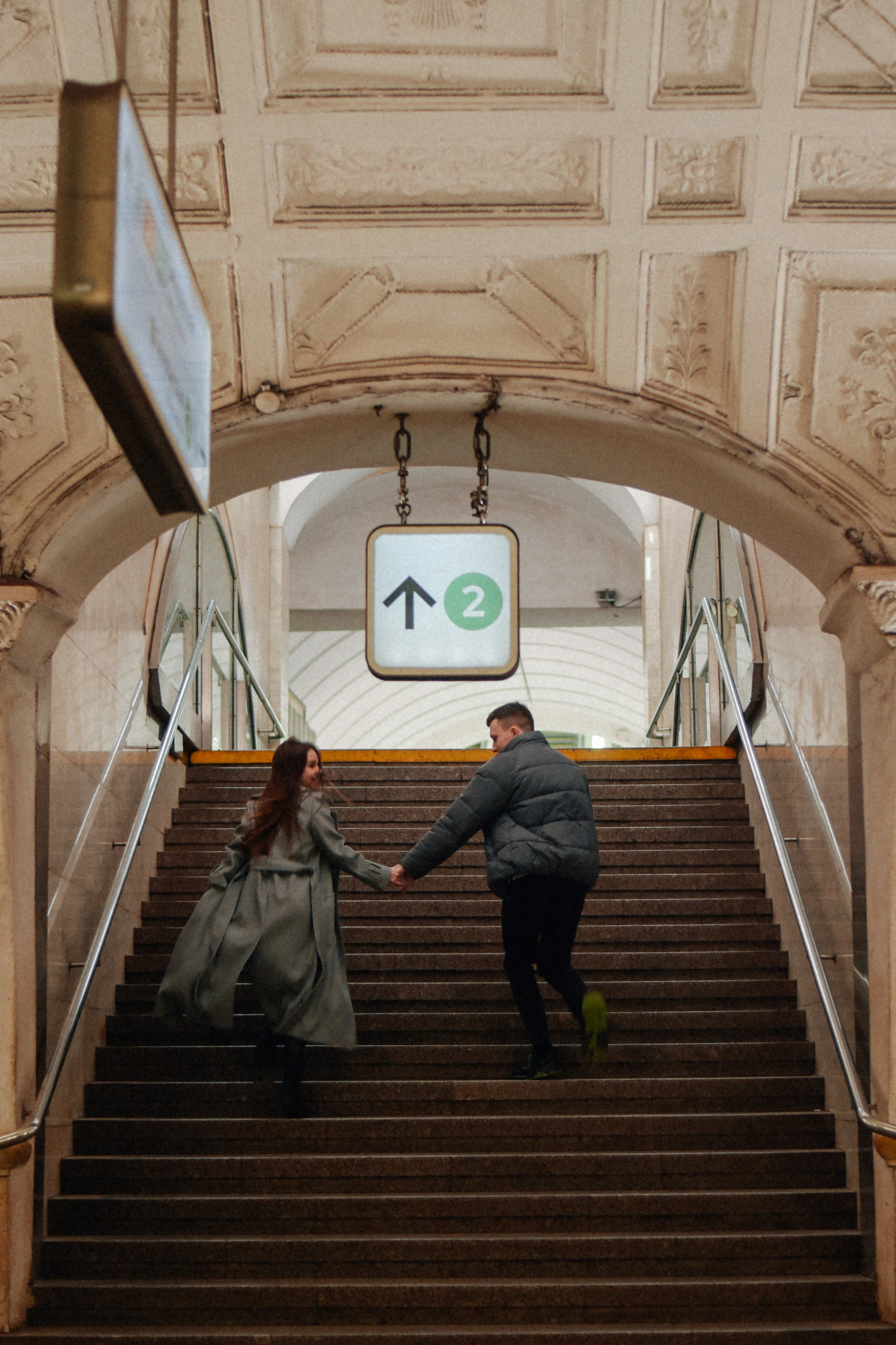 Пустое метро. Фотограф Лола Волна, город Москва